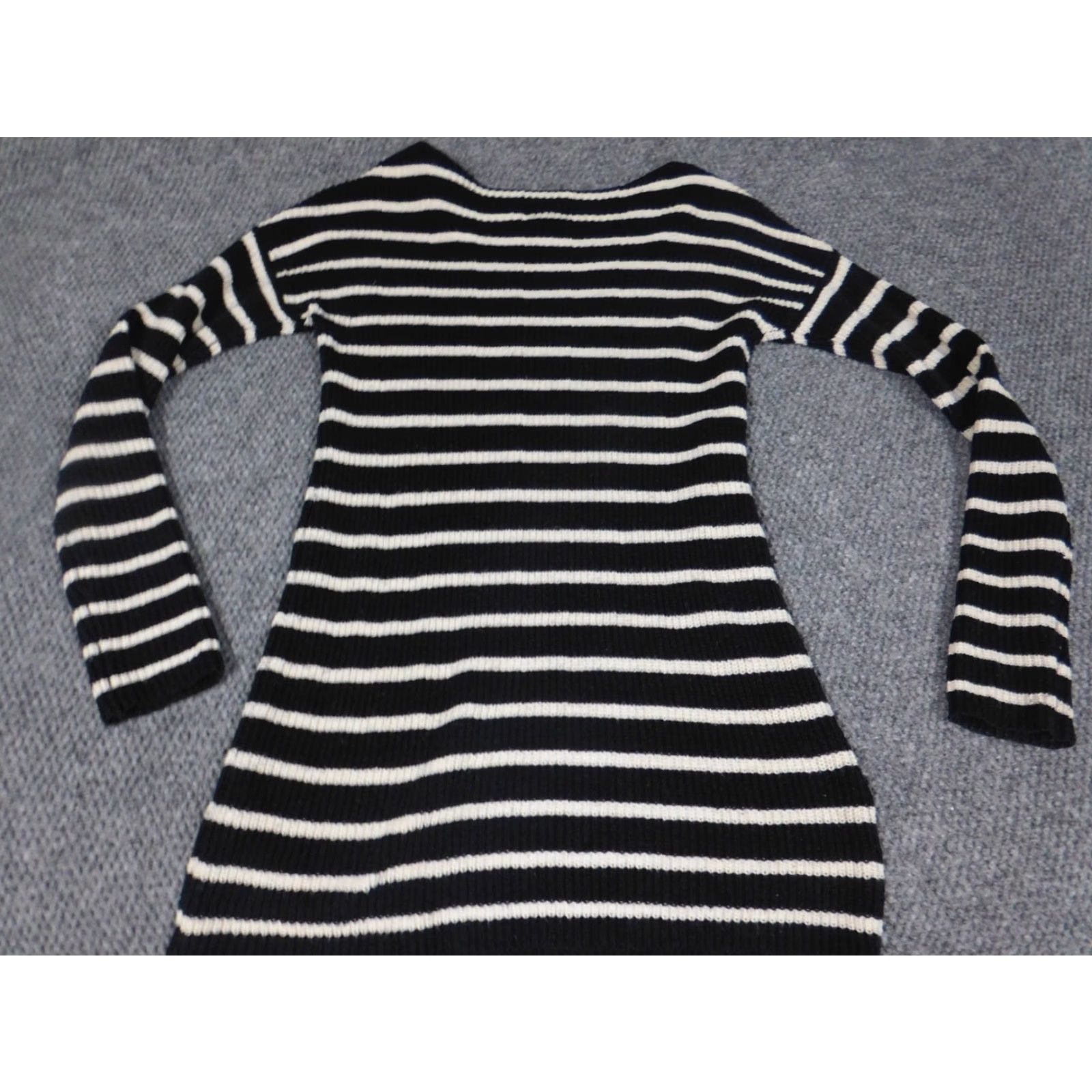 Old Navy Old Navy Womens Sweater Small Black Striped Knit Pullover Crew Neck Raglan Long Sleeve Open Stretch Bow Button Acrylic Cotton Slim Regular Women Size S / US 4 / IT 40 - 7 Thumbnail