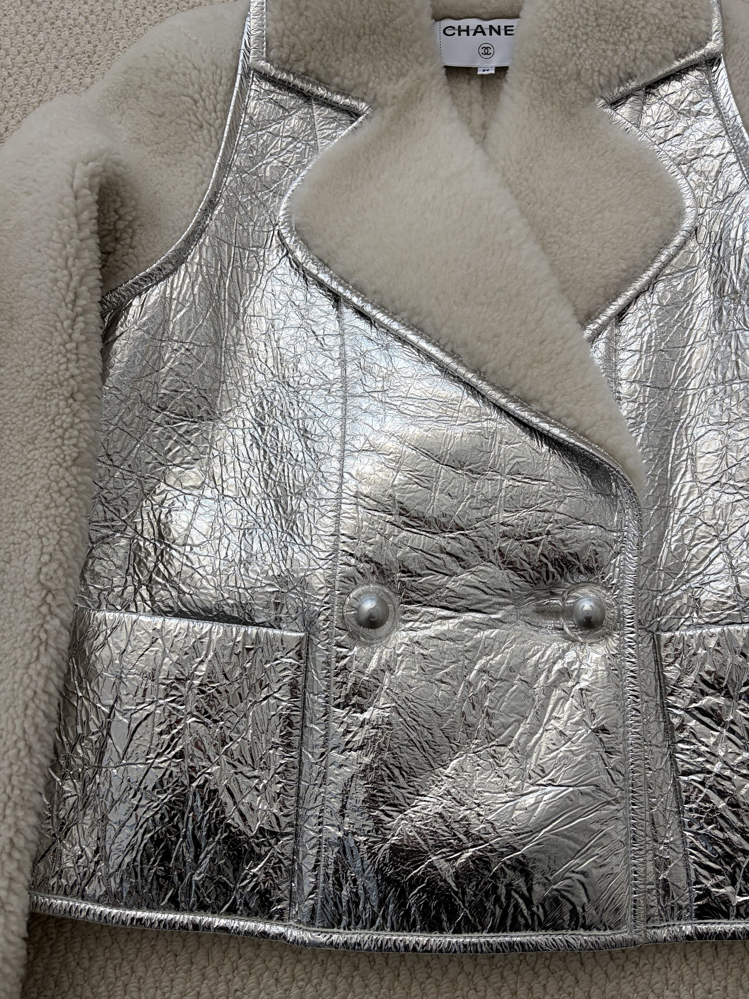 Chanel Chanel Metallic Silver Shearling Coat. Size XS / US 0-2 / IT 36-38 - 8 Thumbnail