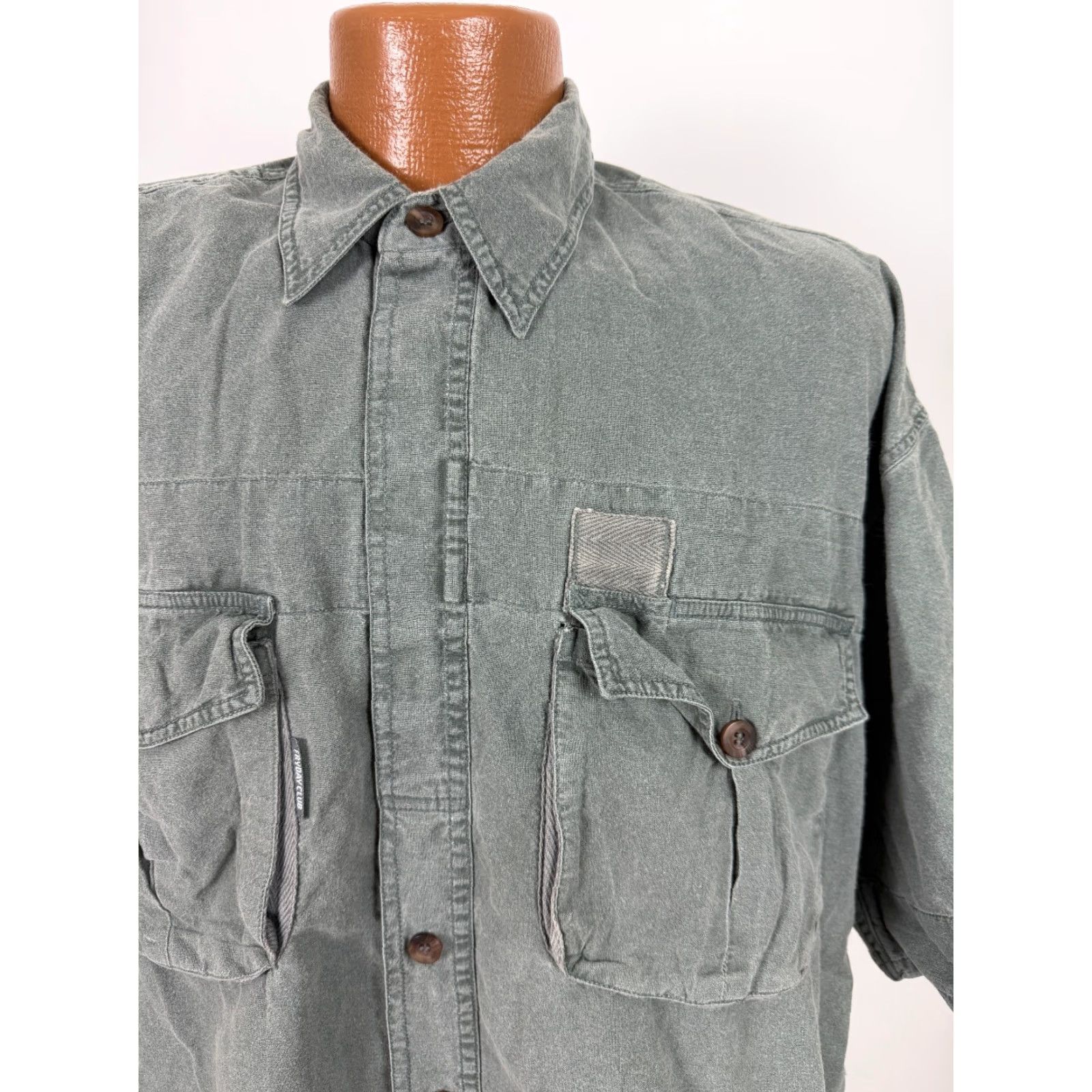 Vintage VINTAGE Fryday Club Shirt Men M Oversize Short Sleeve Button-Up 90s Green Midweight Cotton, 90s, Grunge, Outdoor, Travel Mens Size US M / EU 48-50 / 2 - 2 Thumbnail