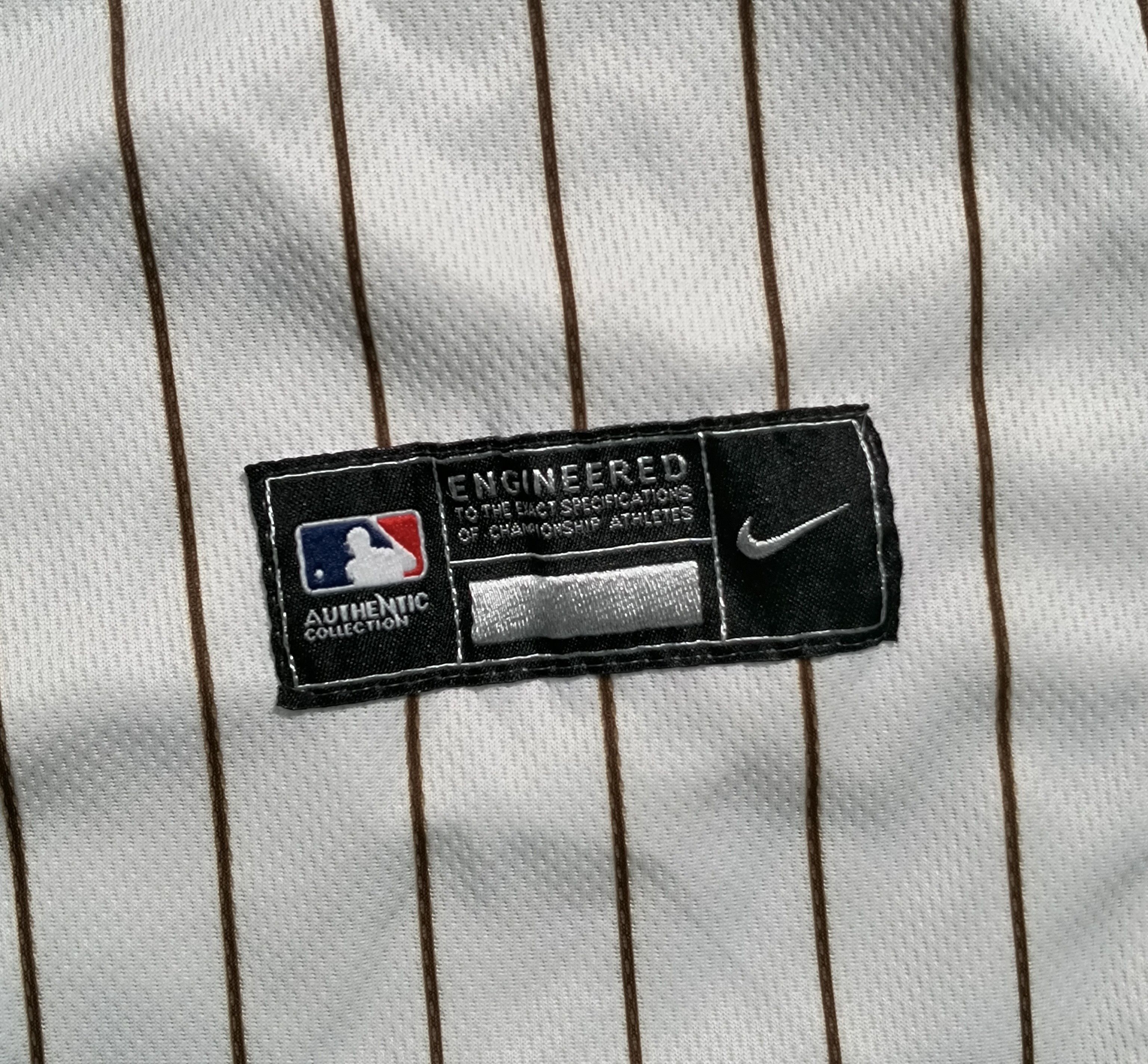 MLB Nike MLB San Diego Padres #4 Blake Snell 2021 jersey Size US XL / EU 56 / 4 - 4 Thumbnail