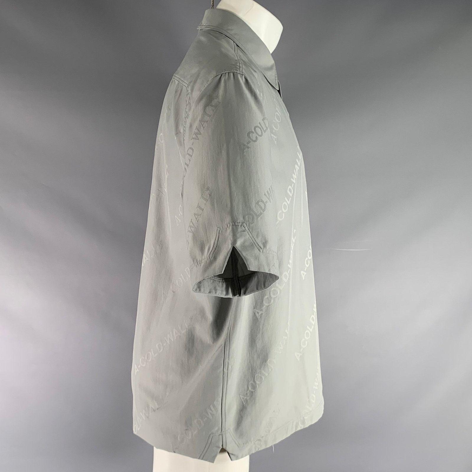 A-COLD-WALL* M Grey Monogram Polyamide Pop-Over Short Sleeve Shirt Size US M / EU 48-50 / 2 - 3 Thumbnail