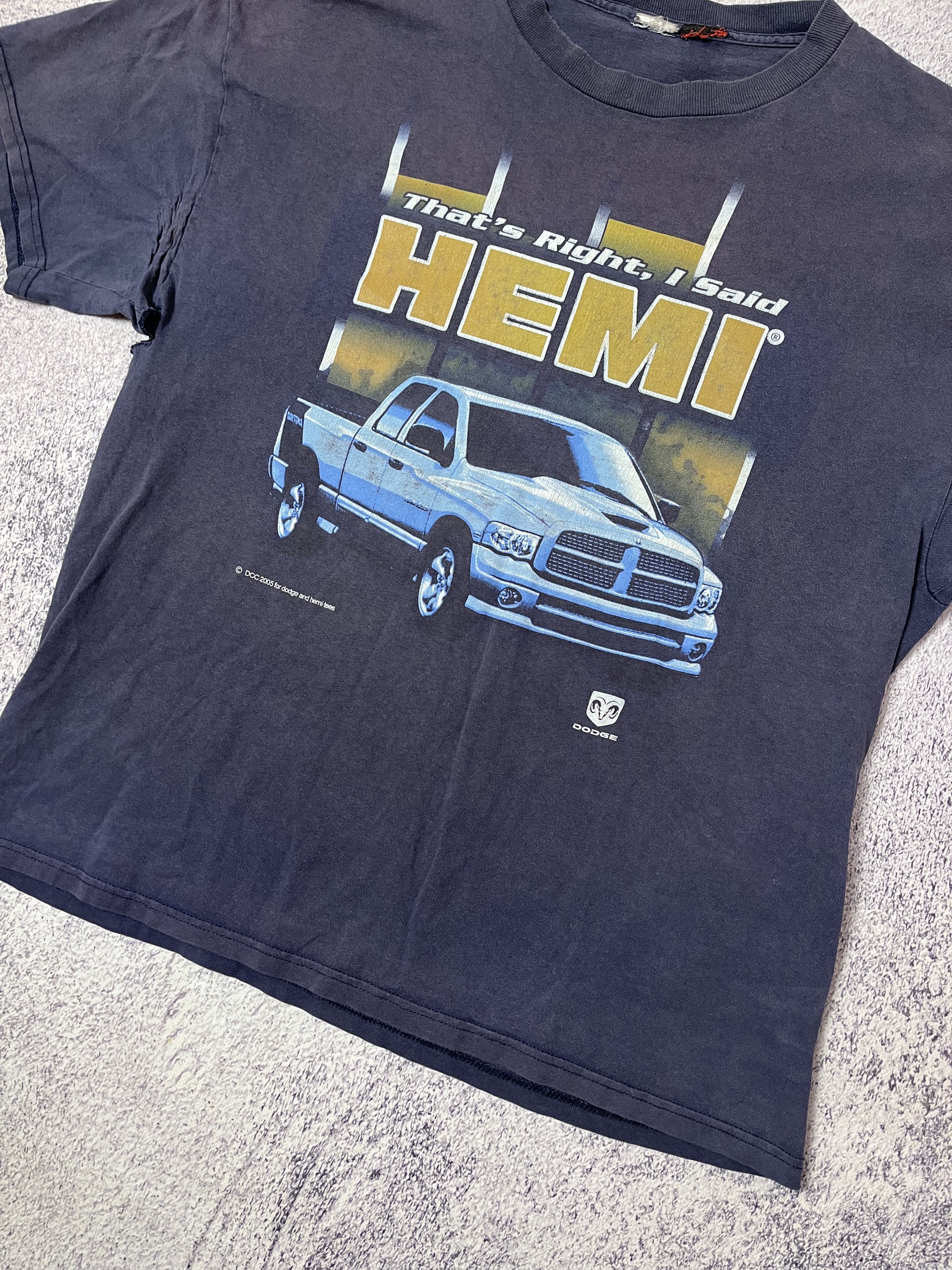 NASCAR × Vintage Vintage men’s merch t-shirt Dodge 2005s size Xl Size US XL / EU 56 / 4 - 5 Thumbnail