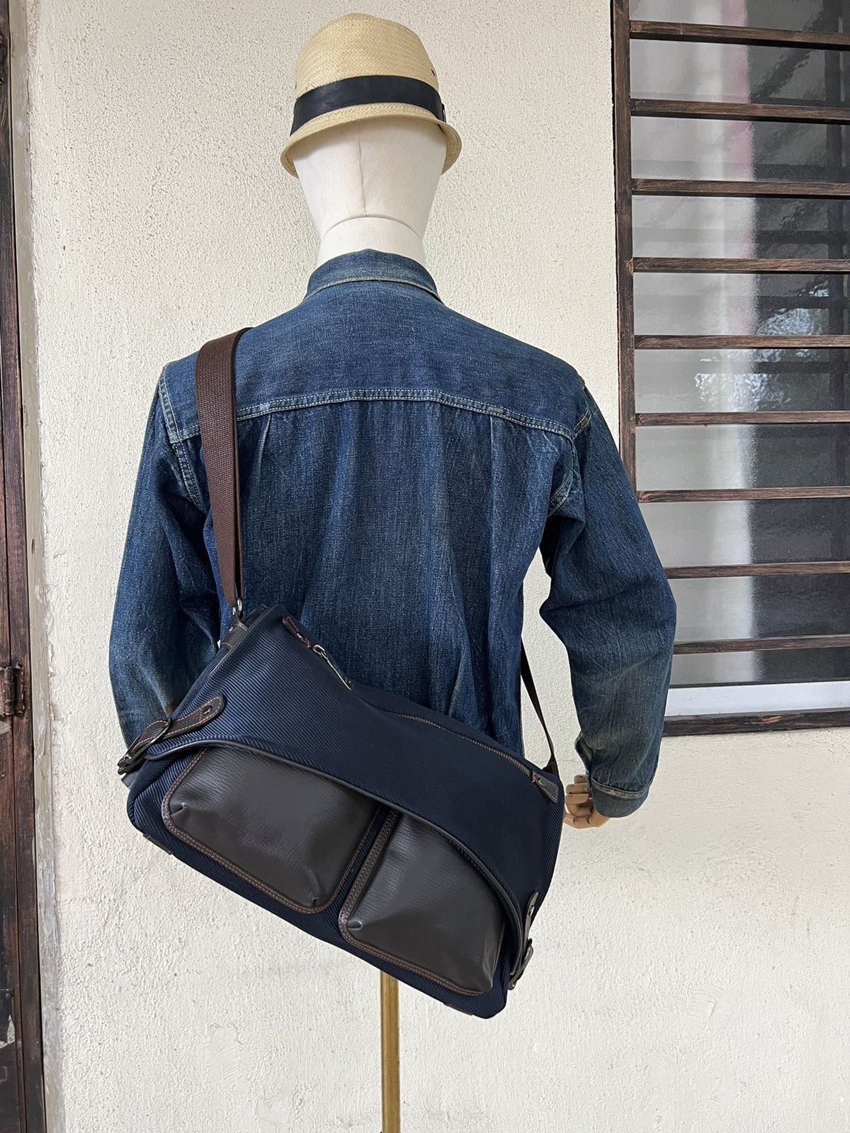 Japanese Brand Lin-ku Japan Hybrid Messenger Bag Size ONE SIZE - 5 Thumbnail