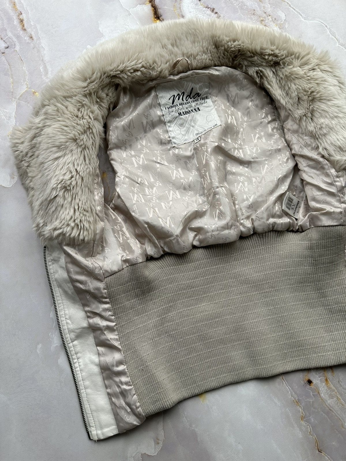 Japanese Brand Vintage Vest With Faux Fur Size XS / US 0-2 / IT 36-38 - 5 Thumbnail