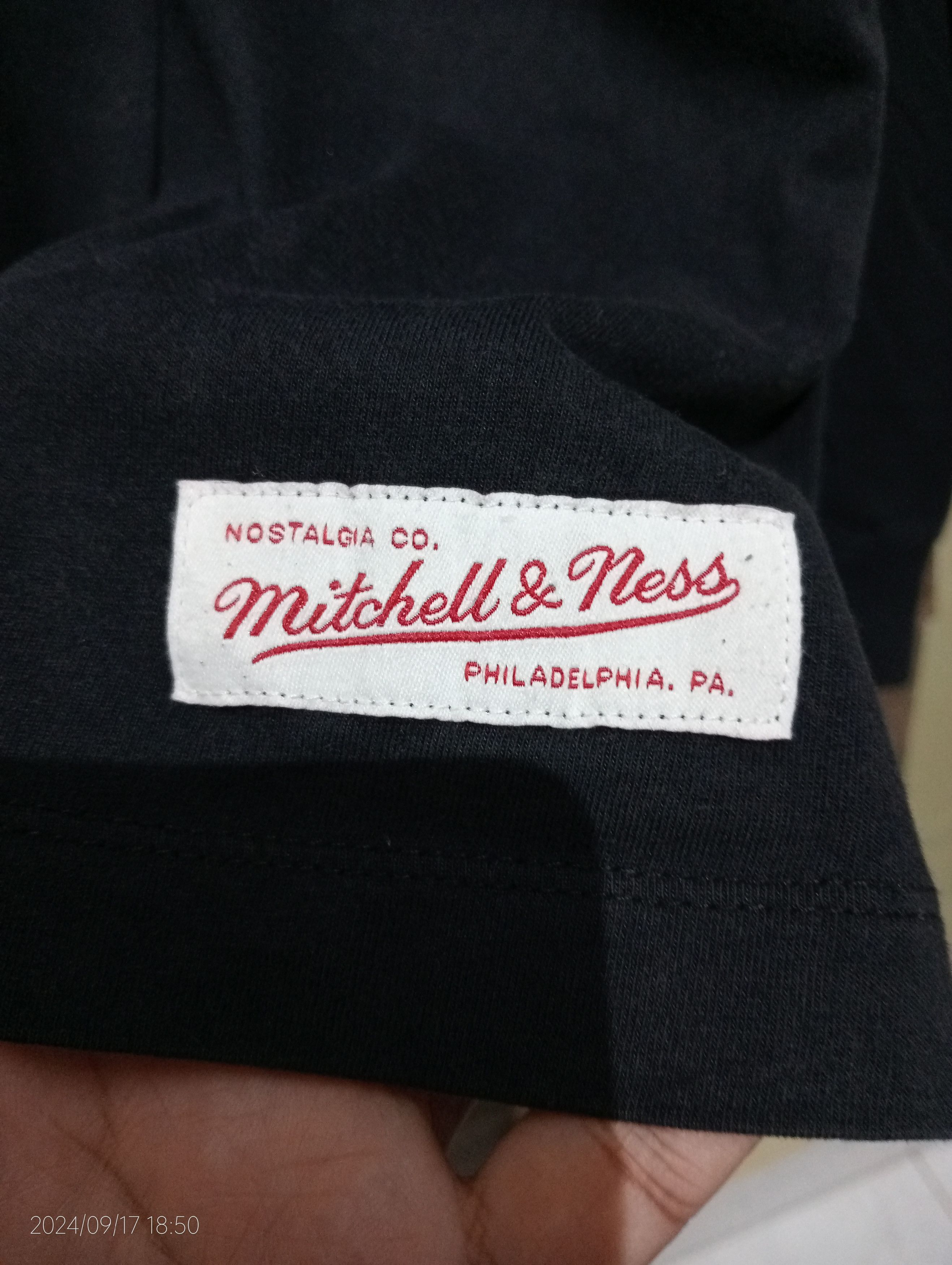 Mitchell & Ness The Mighty Ducks Mitchell & Ness NHL Long Sleeve Tshirt Size US XXL / EU 58 / 5 - 7 Thumbnail