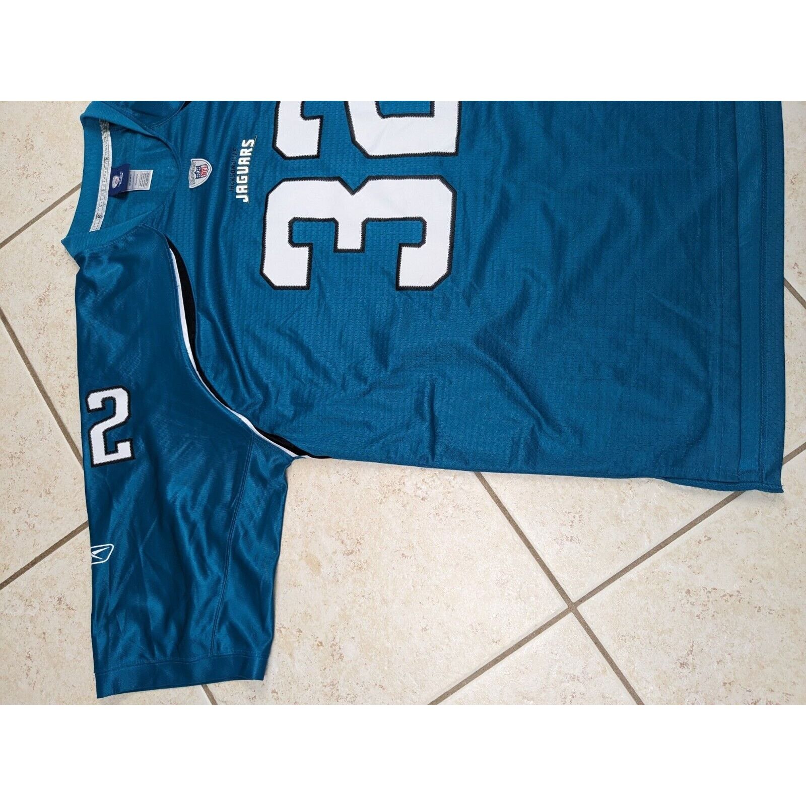 Reebok Jacksonville Jaguars STITCHED Jones-Drew Jersey Reebok 3XL Size US XXL / EU 58 / 5 - 2 Thumbnail