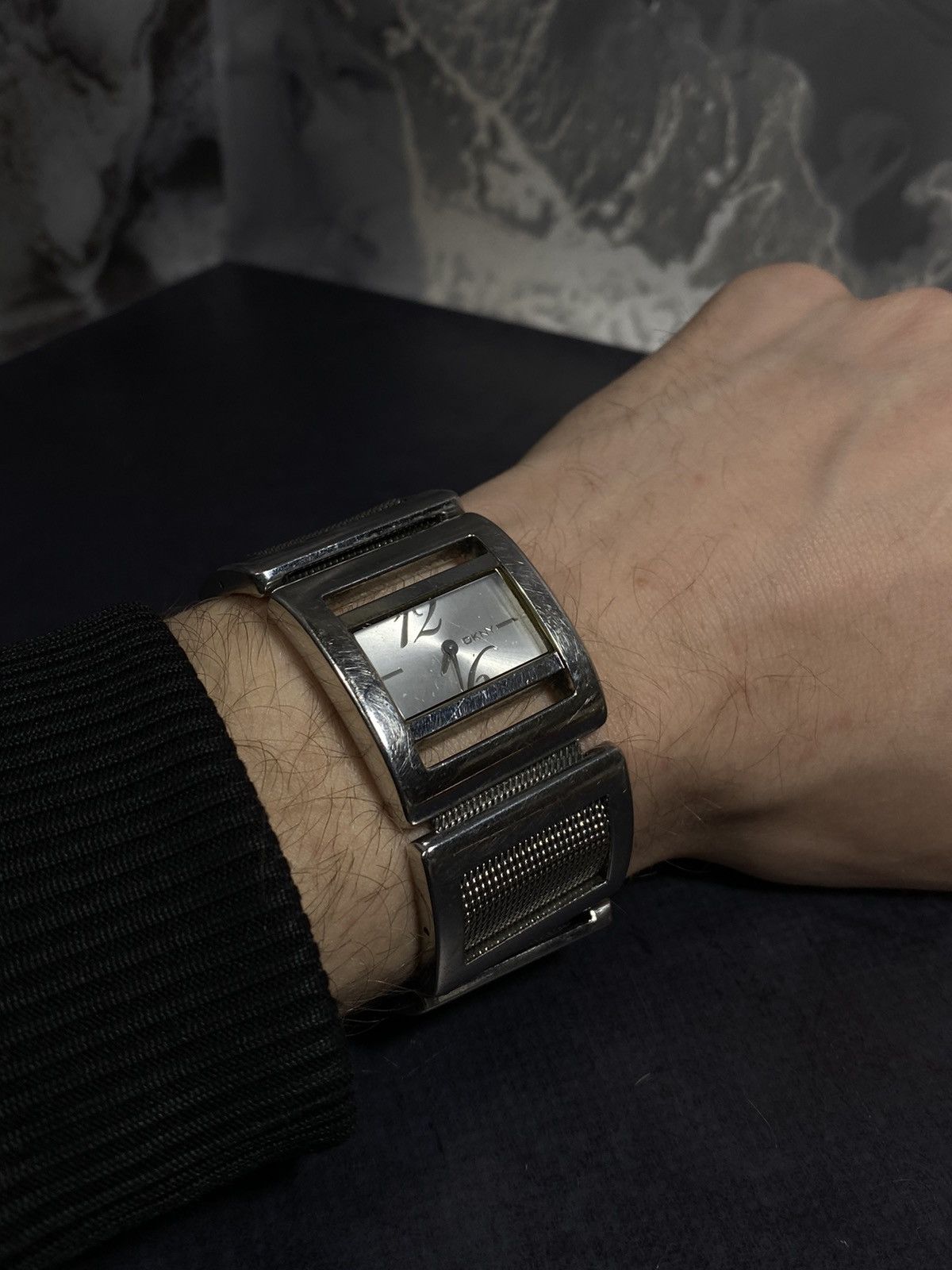 Hysteric Glamour DKNY Vintage 00s Stainless Steel Cuff Watch | Bold Design Size ONE SIZE - 13 Thumbnail