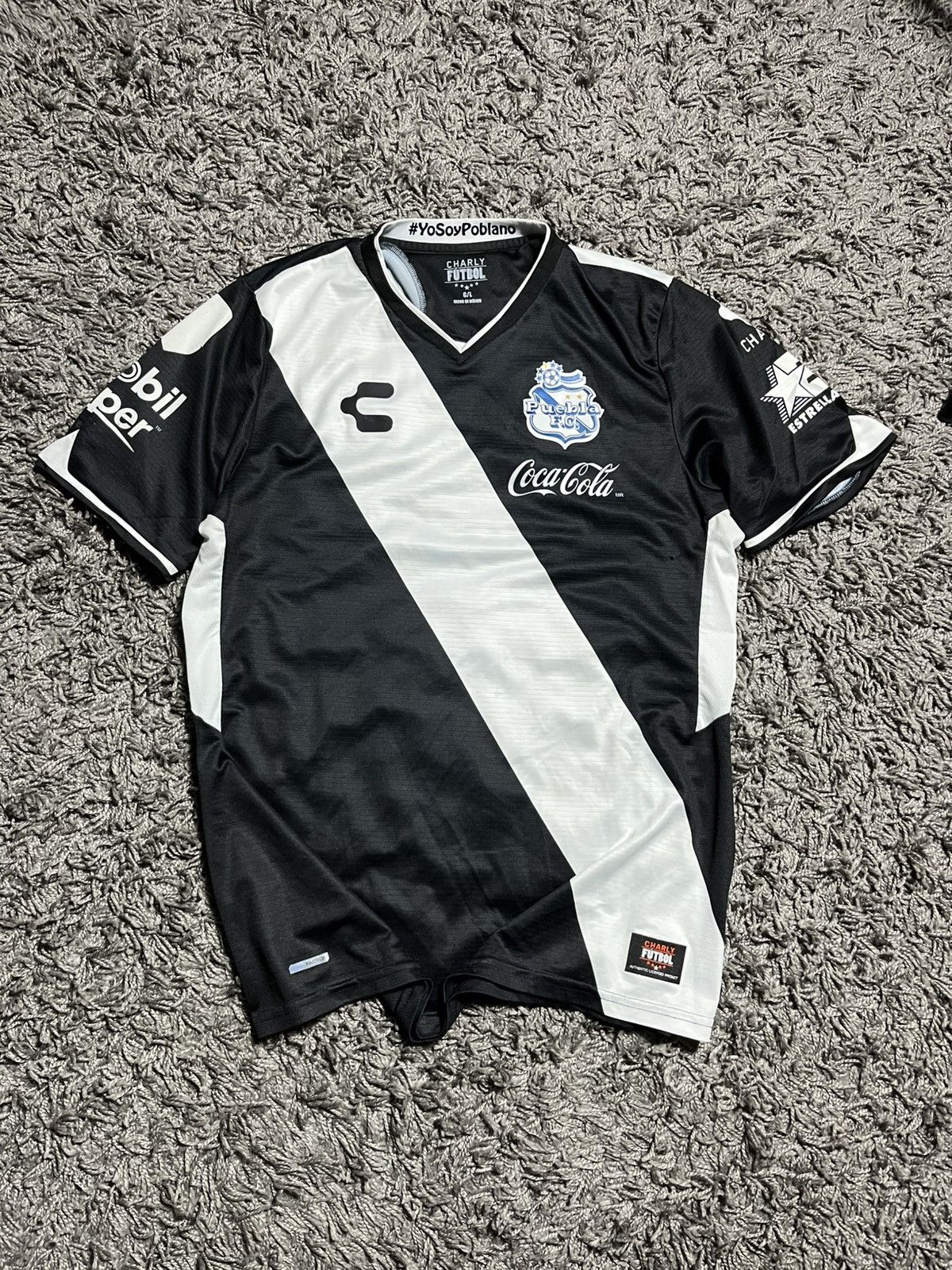 Vintage CHARLY FC PUEBLA 2016/17 TRIKOT SOCCER JERSEY Size US L / EU 52-54 / 3 - 1 Thumbnail