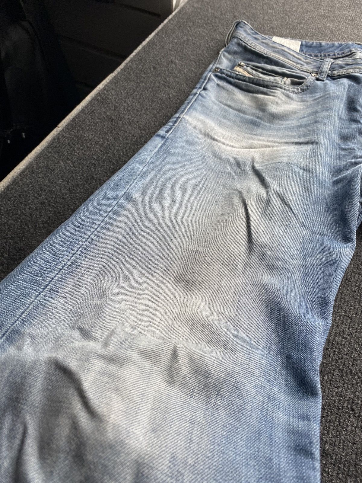 Diesel 🔥Opium Punk Diesel Buster regular slim tapered jeans 31 y2k Size US 31 - 21 Thumbnail