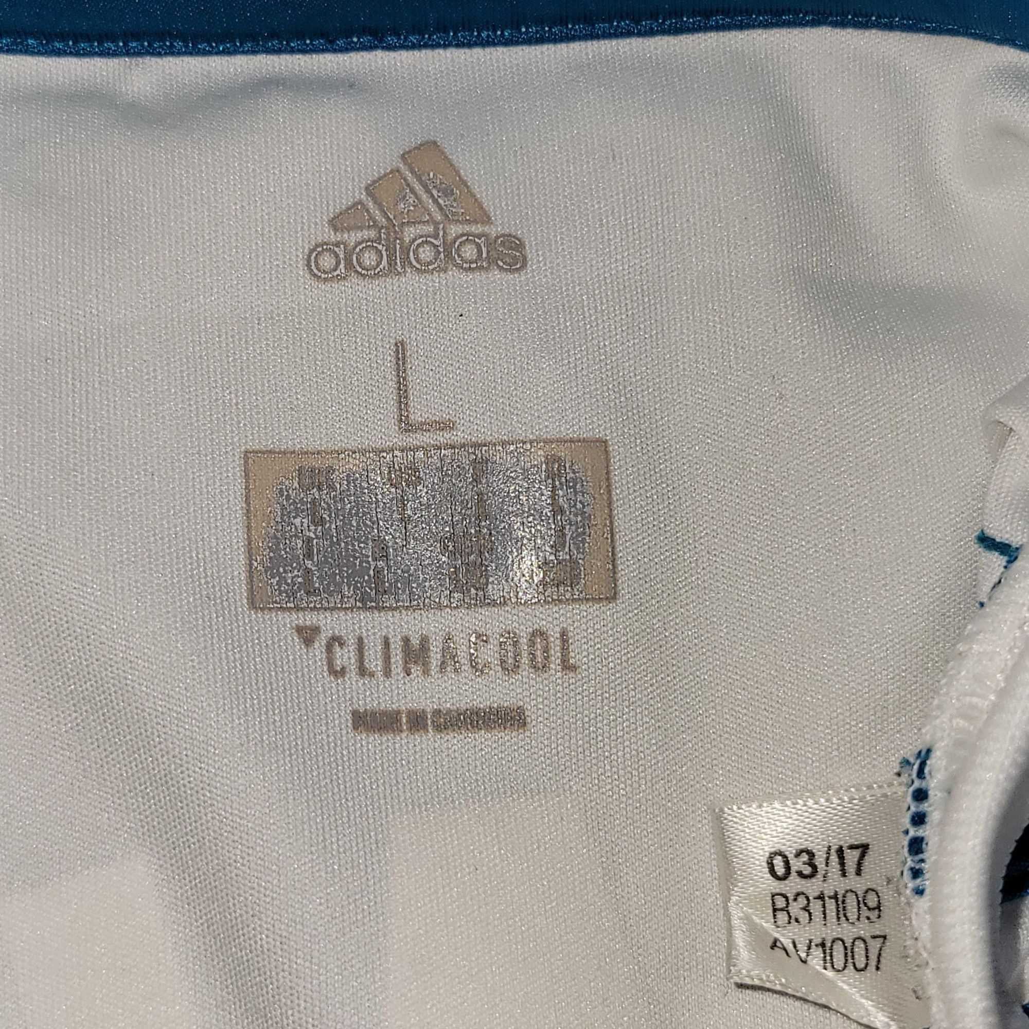 Adidas Cristiano Ronaldo Real Madrid 2017 2018 Soccer Jersey L Size US L / EU 52-54 / 3 - 5 Thumbnail