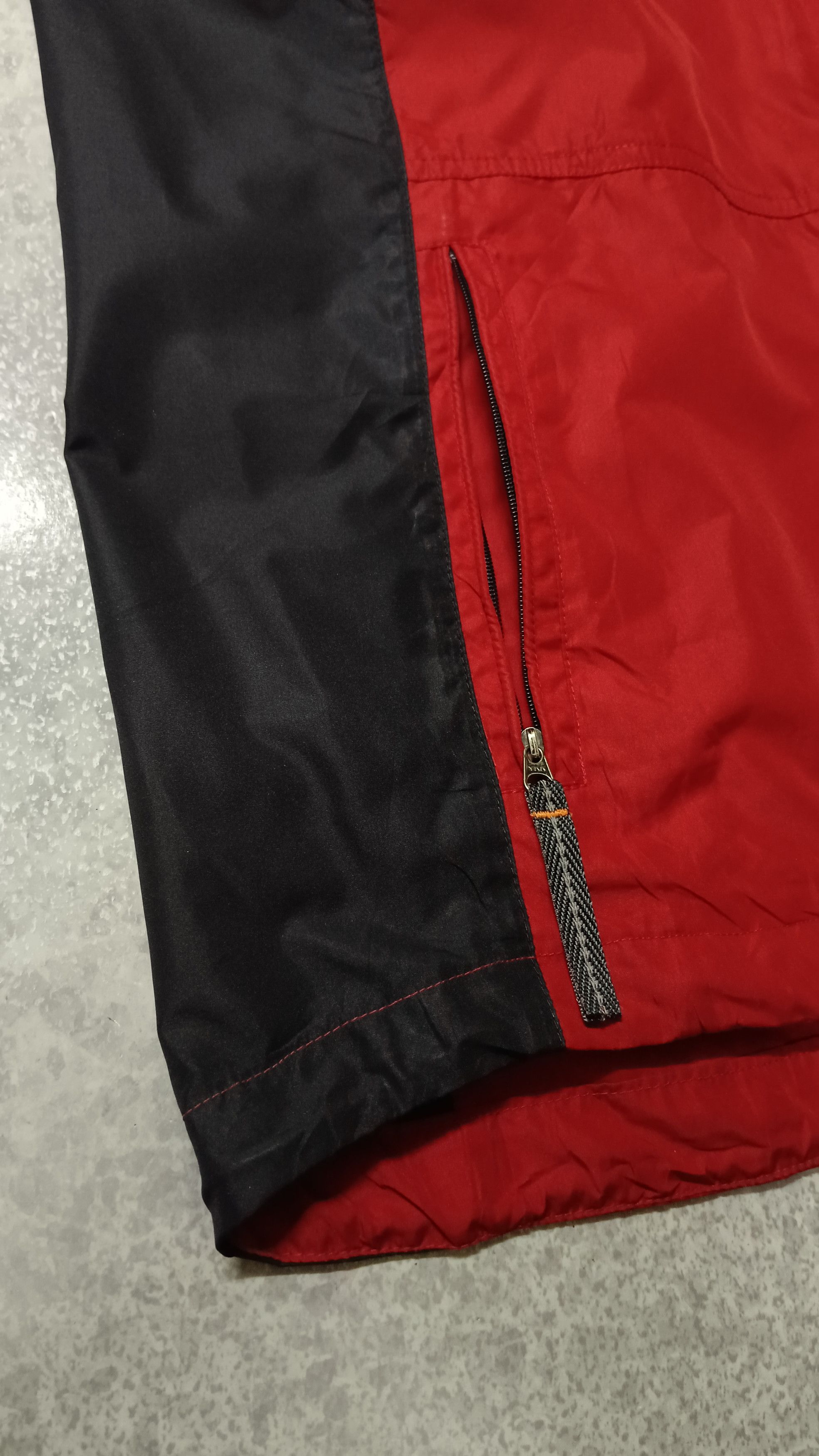 Nike × Vintage Vintage Nike Fit Windbreaker Size M / US 6-8 / IT 42-44 - 4 Thumbnail