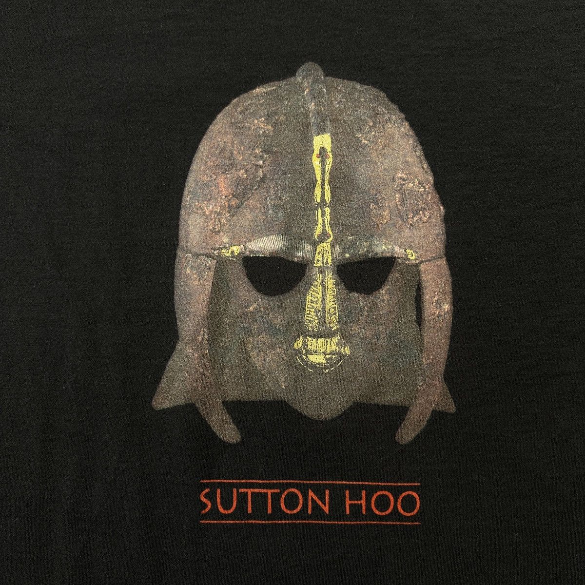 Designer The National Trust Sutton Hoo Black T Shirt Size US L / EU 52-54 / 3 - 2 Thumbnail