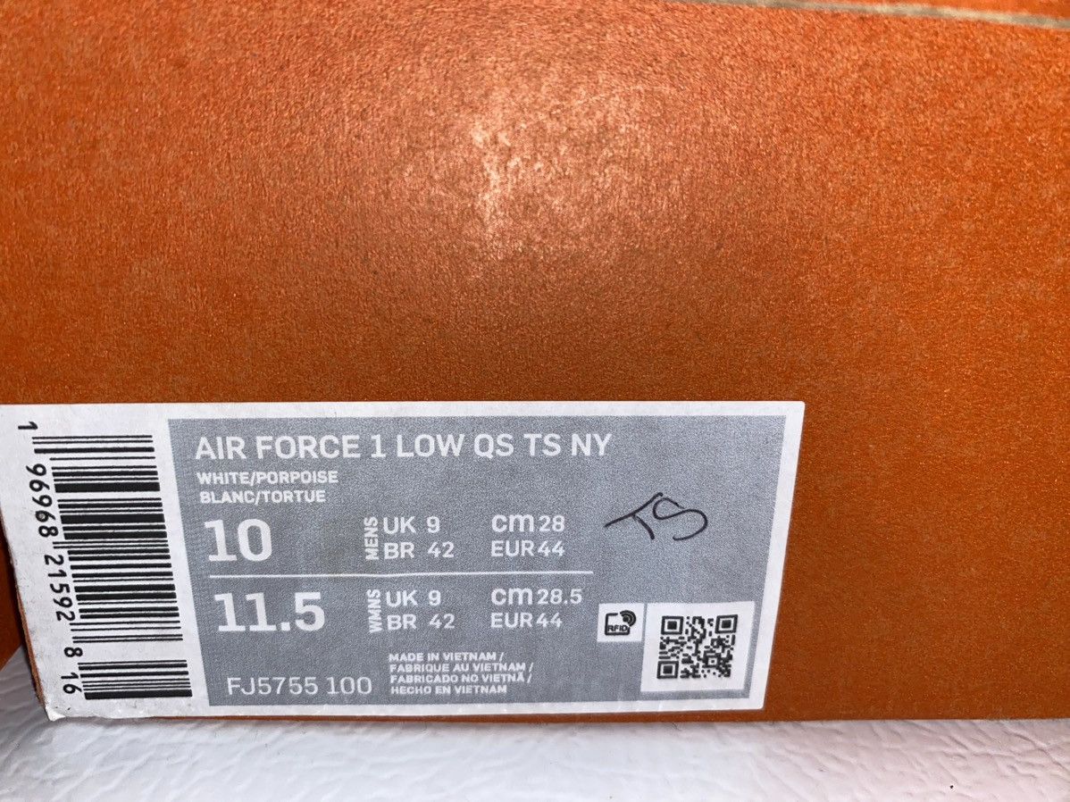 Nike AIR FORCE 1 LOW QS TS NY Size US 10 / EU 43 - 6 Thumbnail