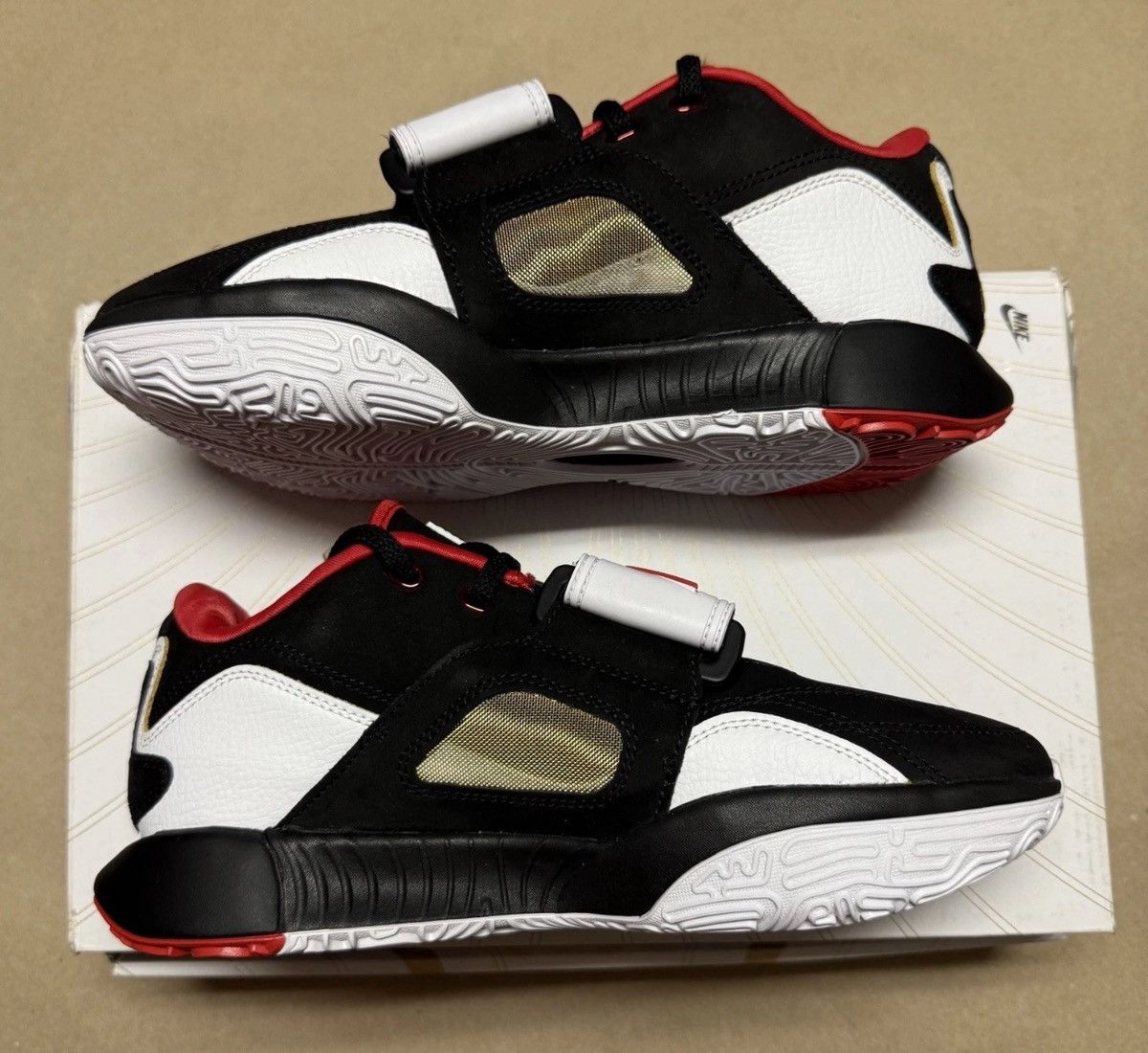 Nike Lebron 21 Prime 93’ Deion Sanders men’s shoes size 8.5 NEW! Size US 8.5 / EU 41-42 - 2 Thumbnail