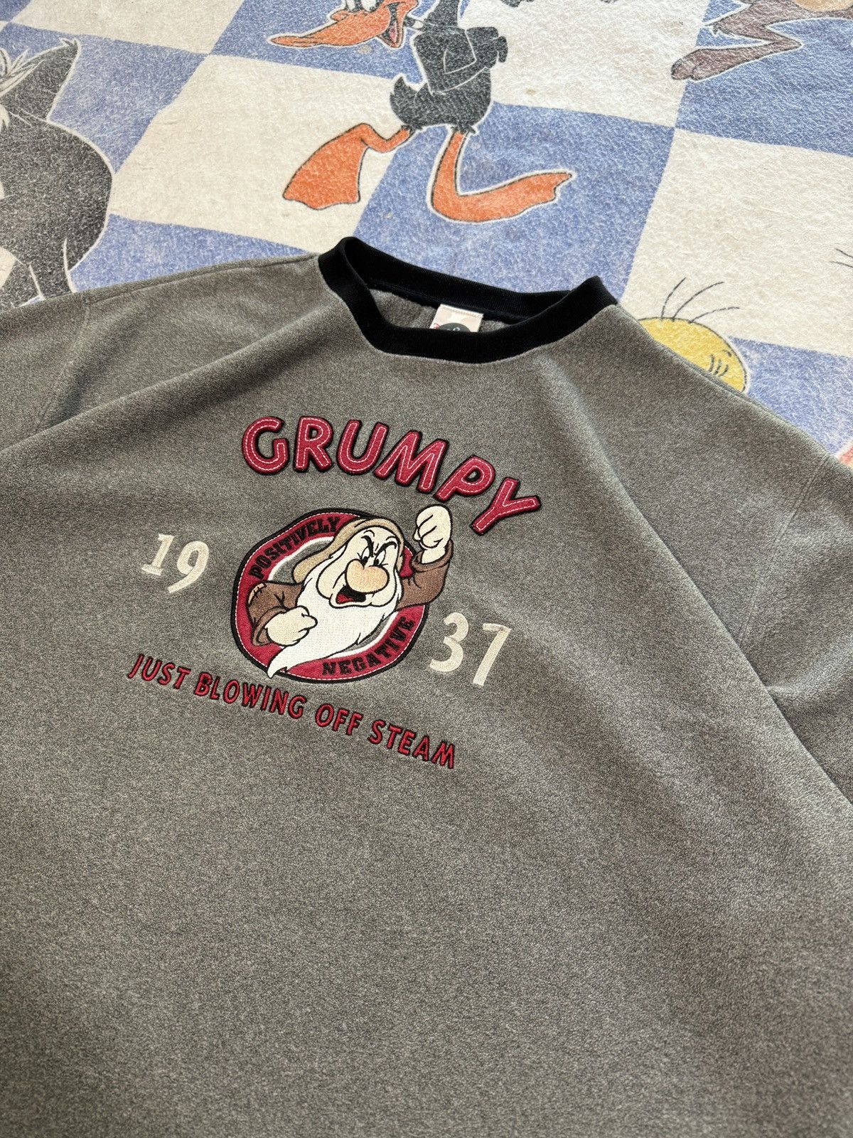Disney Vintage grumpy fleece crewneck Size US XXL / EU 58 / 5 - 2 Thumbnail