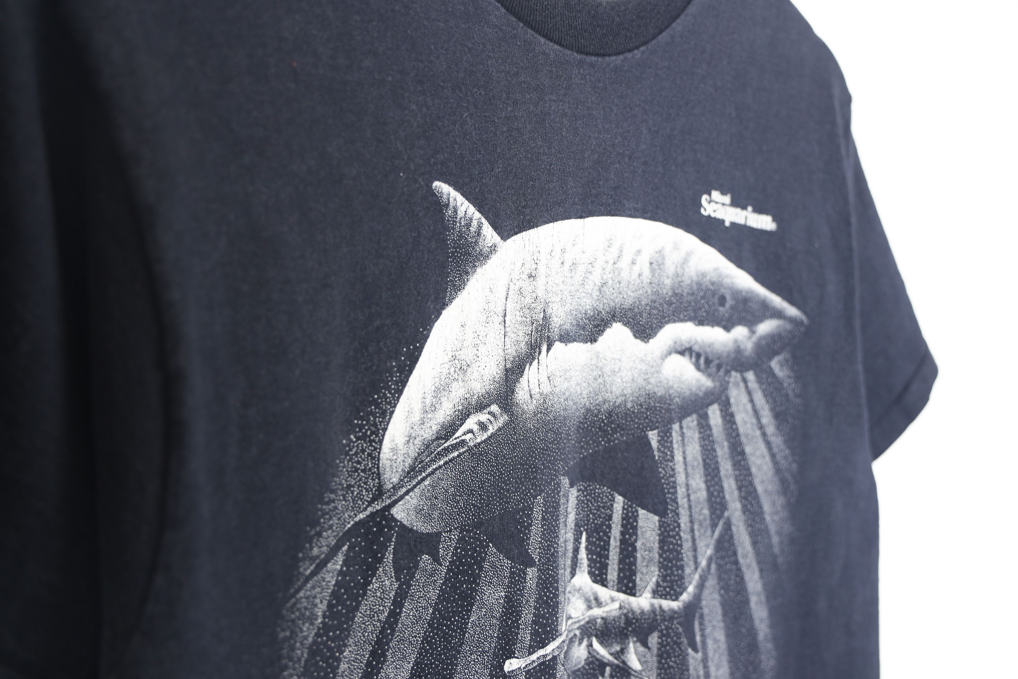 Vintage Vintage Sherry Miami Seaquarium 3D Graphic Crew Tee T-shirt Size US S / EU 44-46 / 1 - 4 Thumbnail