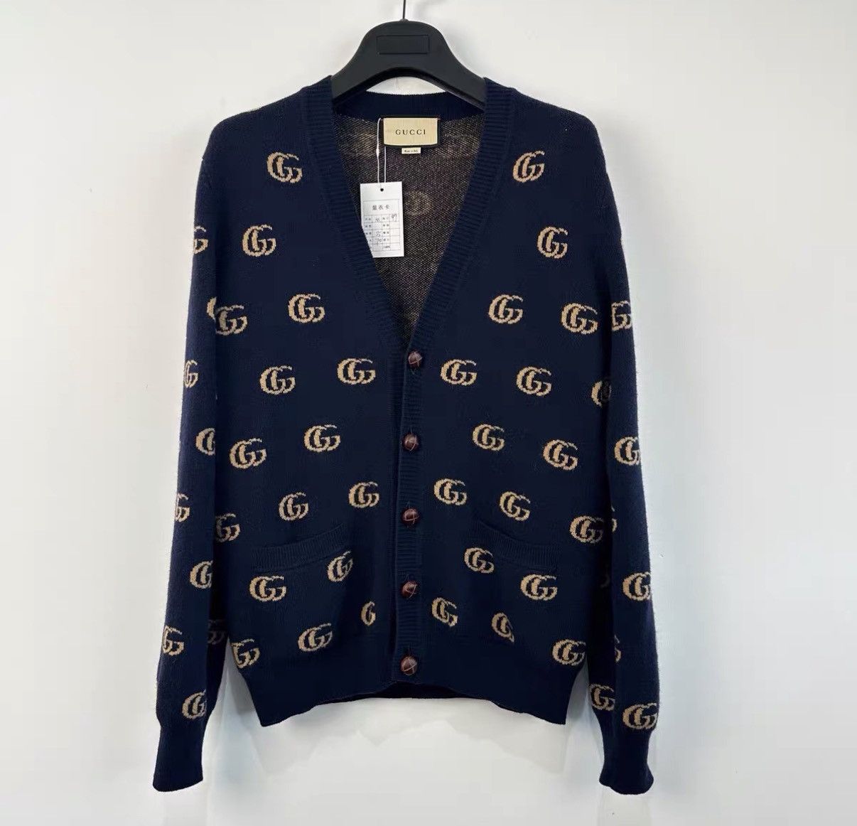 Gucci Gucci All-over Logo V-neck Wool Knit Cardigan J42 Size US M / EU 48-50 / 2 - 1 Thumbnail