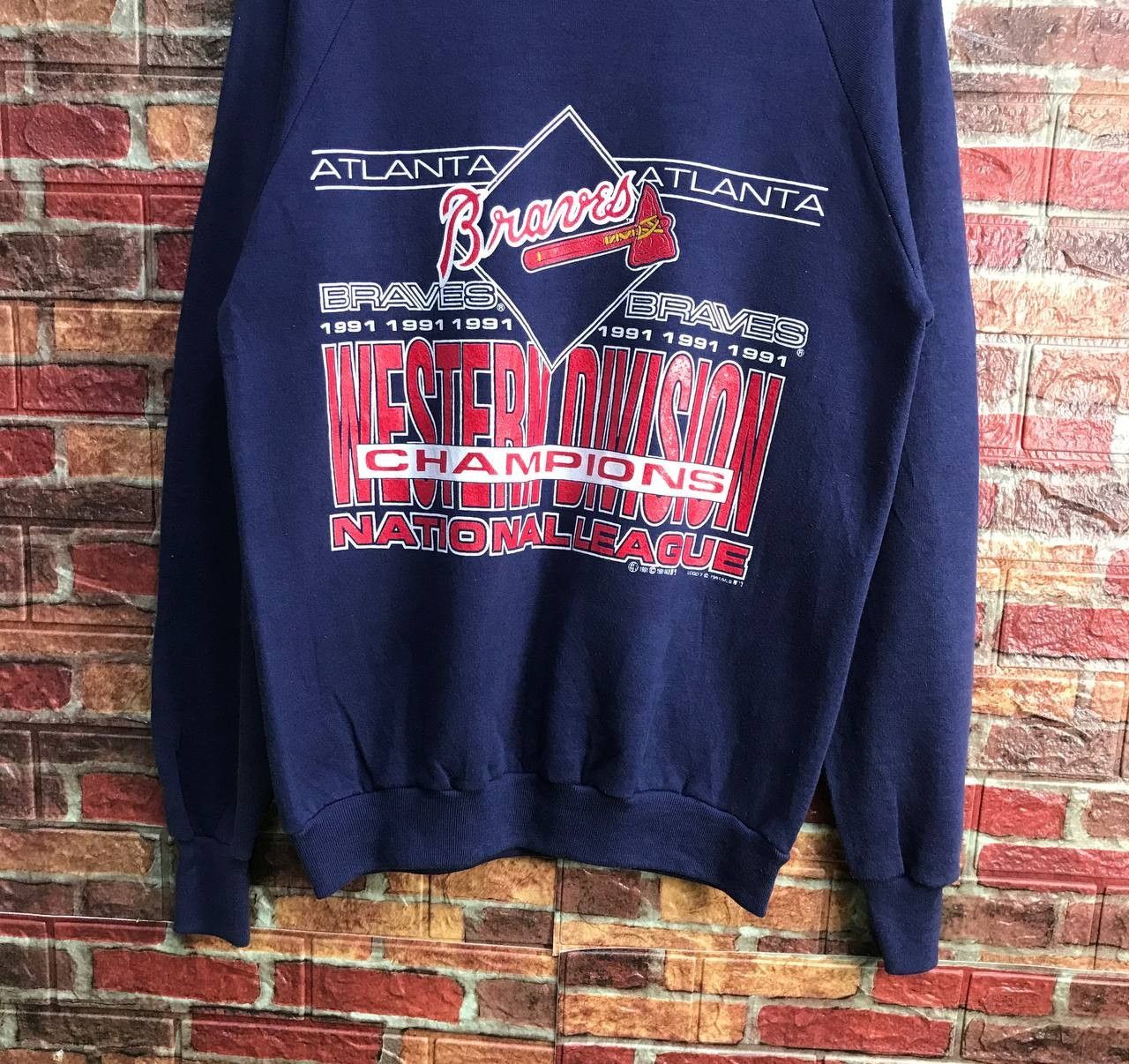 Vintage VINTAGE 1991 MLB BRAVES ATLANTA CREWNECK Size US L / EU 52-54 / 3 - 5 Thumbnail