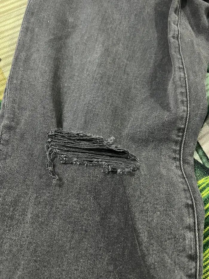GU × Undercover 🔥Gu x Undercover Ripped Zipper Jeans Size US 30 / EU 46 - 5 Thumbnail