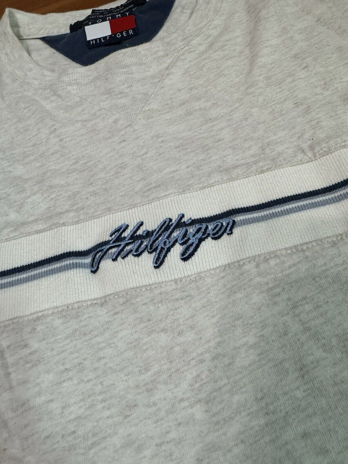 Tommy Hilfiger × Tommy Jeans Vintage Tommy Hilfiger Spell Out Shirt Embroidered Medium Size US M / EU 48-50 / 2 - 4 Thumbnail