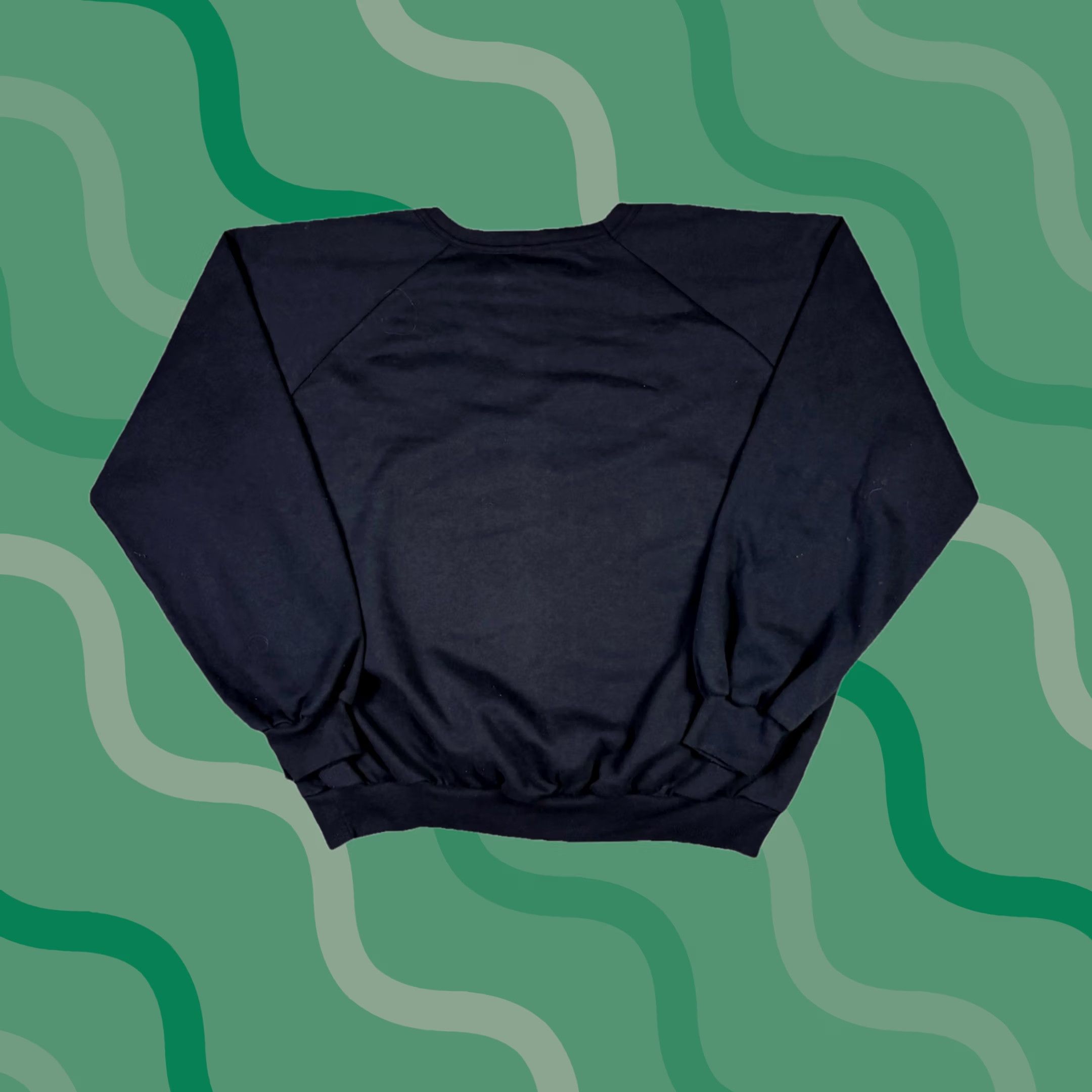 Vintage VINTAGE Toronto Canada Sweatshirt Sail Boat Ocean Art Black Raglan XL 90s Shirt Mens Size US XL / EU 56 / 4 - 1 Thumbnail