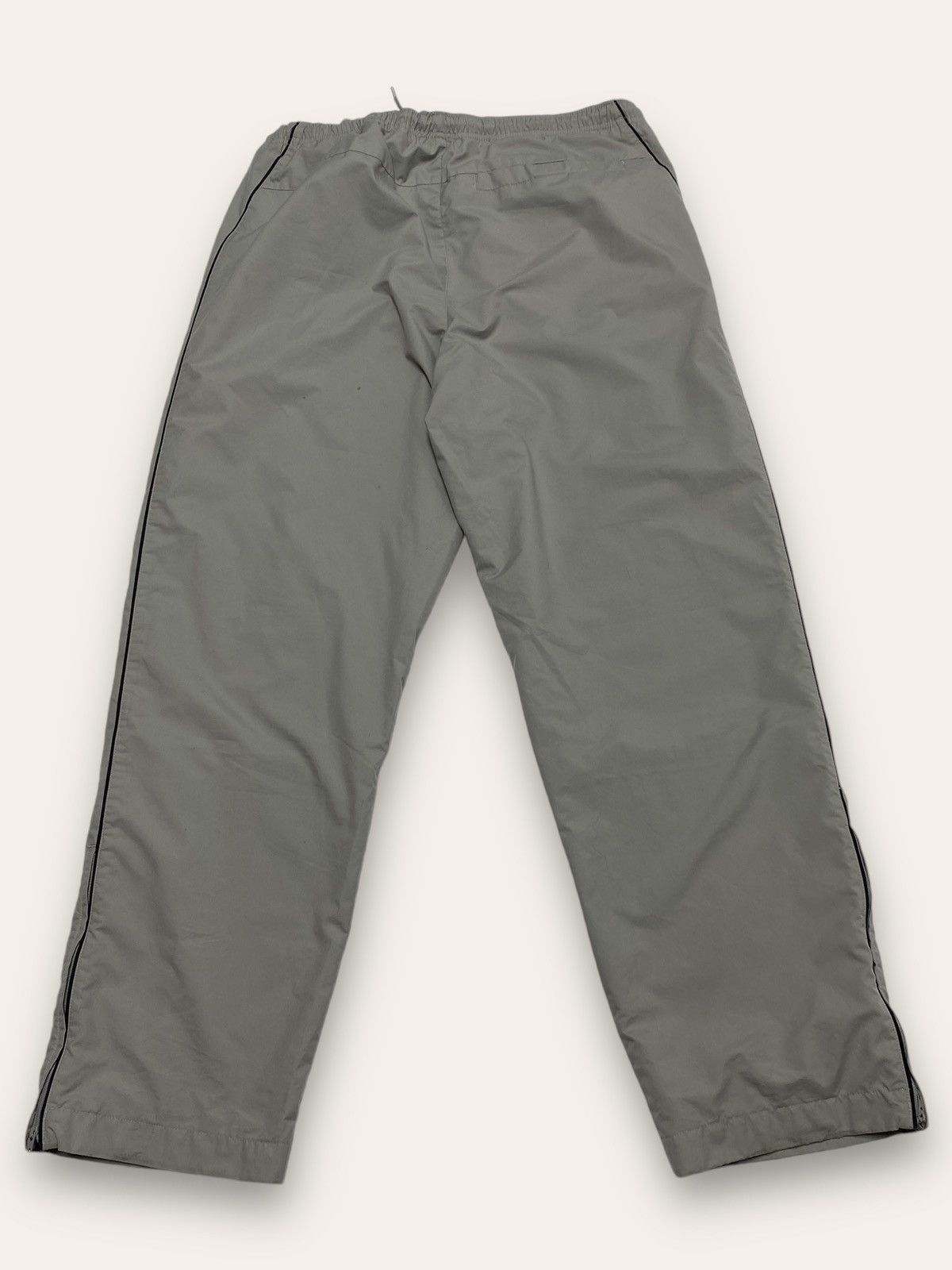 Nike 90s Vintage NIKE Grey Minimalistic Logo Wide Baggy Pants Size US 38 / EU 54 - 6 Thumbnail