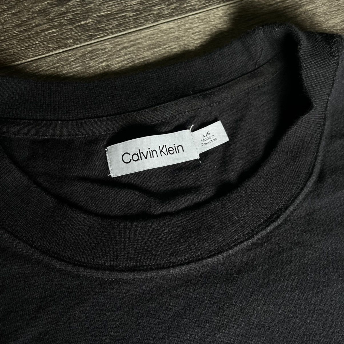 Calvin Klein Calvin Klein Spellout Boxy Basic Logo Black Tee Shirt Size US L / EU 52-54 / 3 - 3 Thumbnail
