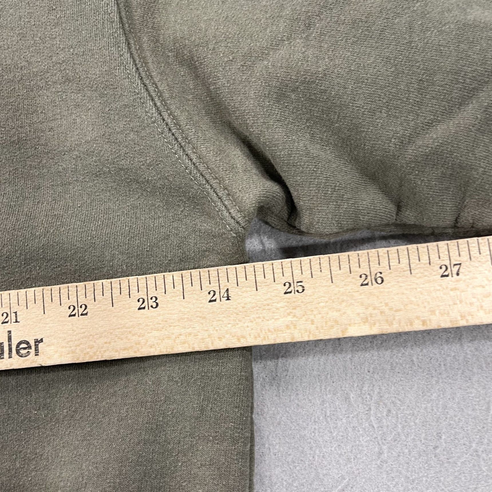 Olive VINTAGE Ravens Sweatshirt Mens L Olive Green Canada Moose Crewneck 90s Hiking Graphic Print Winter Fall Spring Crew Neck Pullover Longevity Size US L / EU 52-54 / 3 - 7 Thumbnail