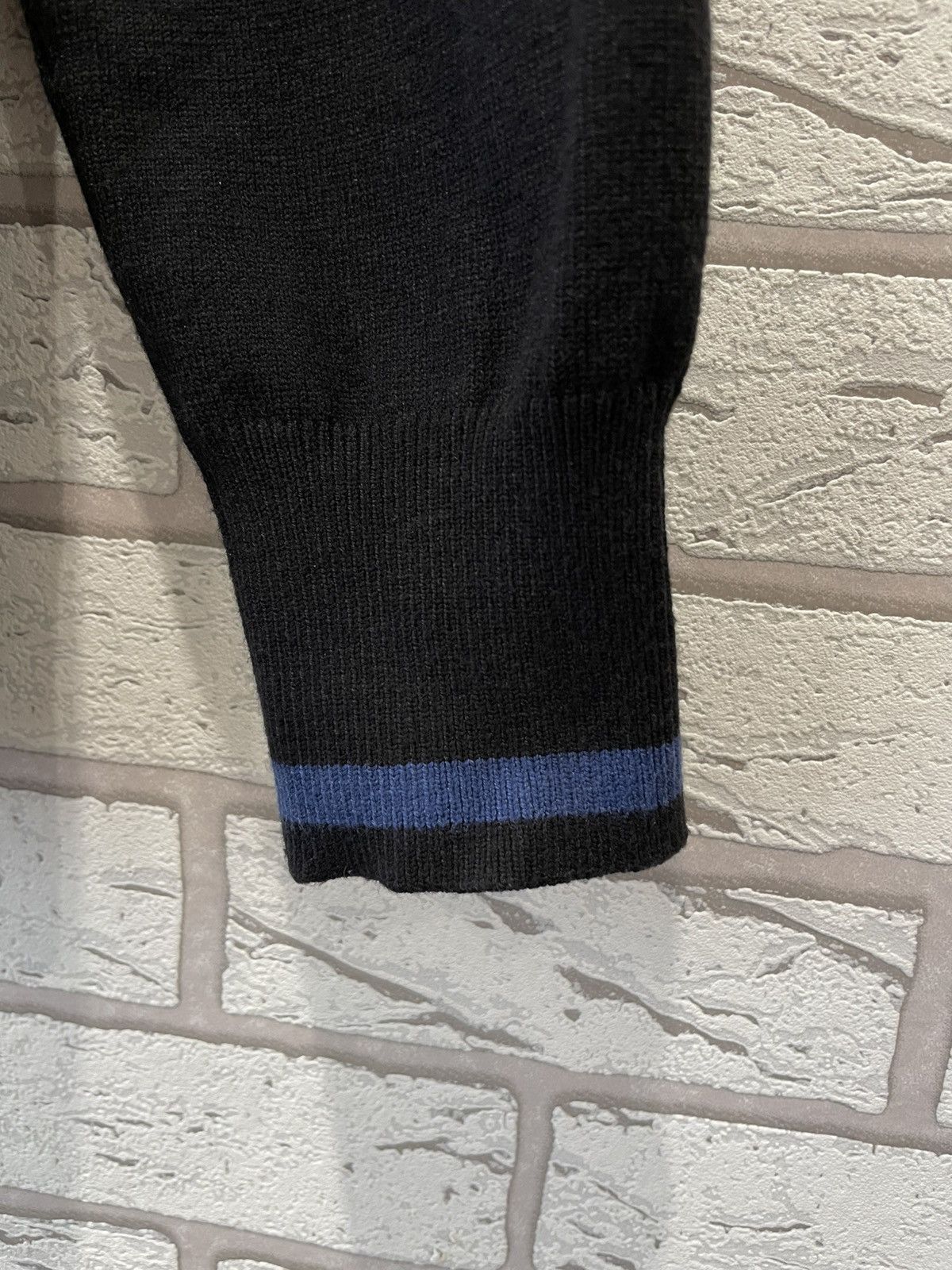 Burberry Burberry Cashmere knit men’s sweater Size US M / EU 48-50 / 2 - 7 Thumbnail