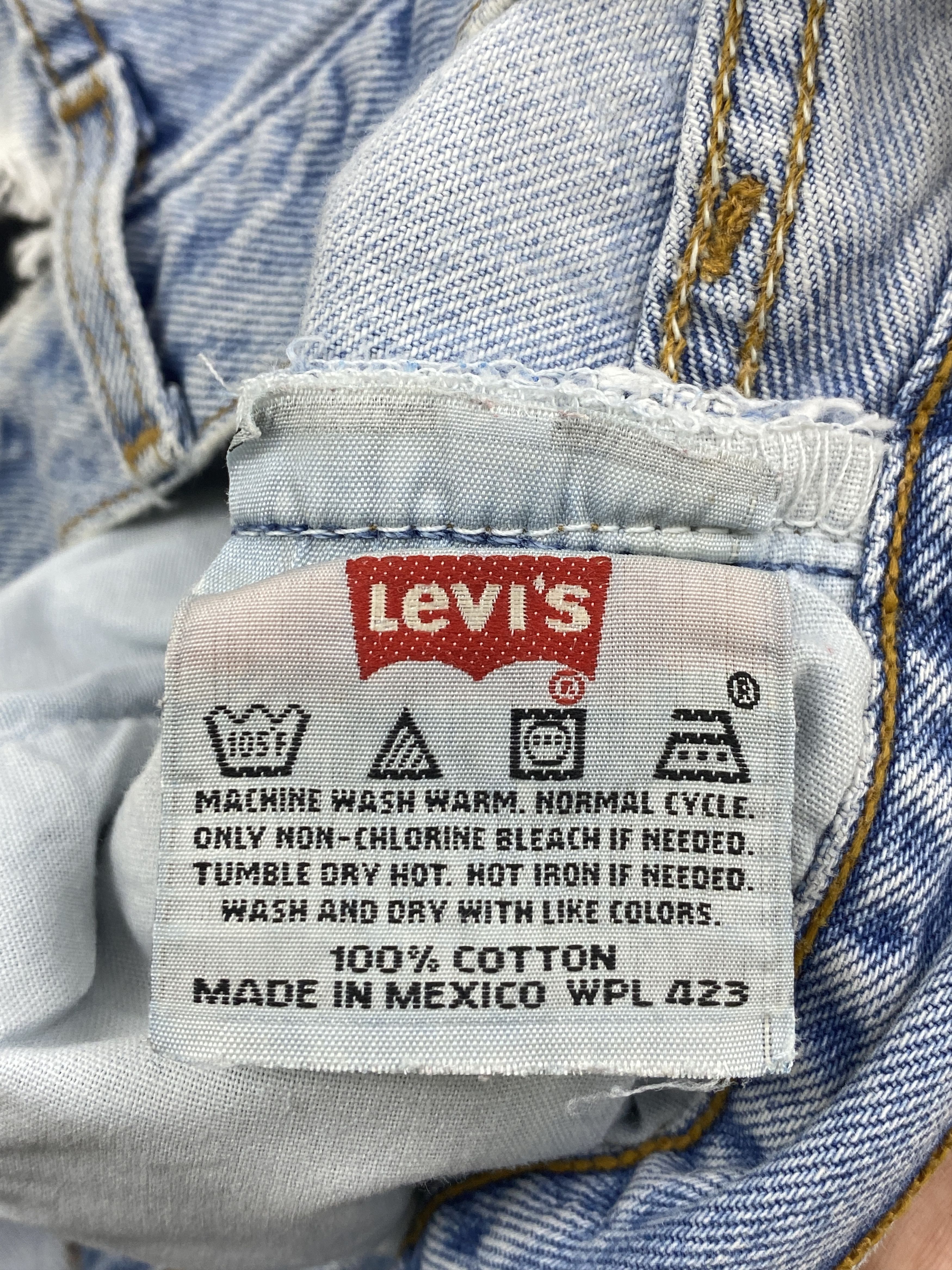 Levi's 90s Vintage Levis 501 Light WashnJeans DP2839 Size US 32 / EU 48 - 6 Thumbnail