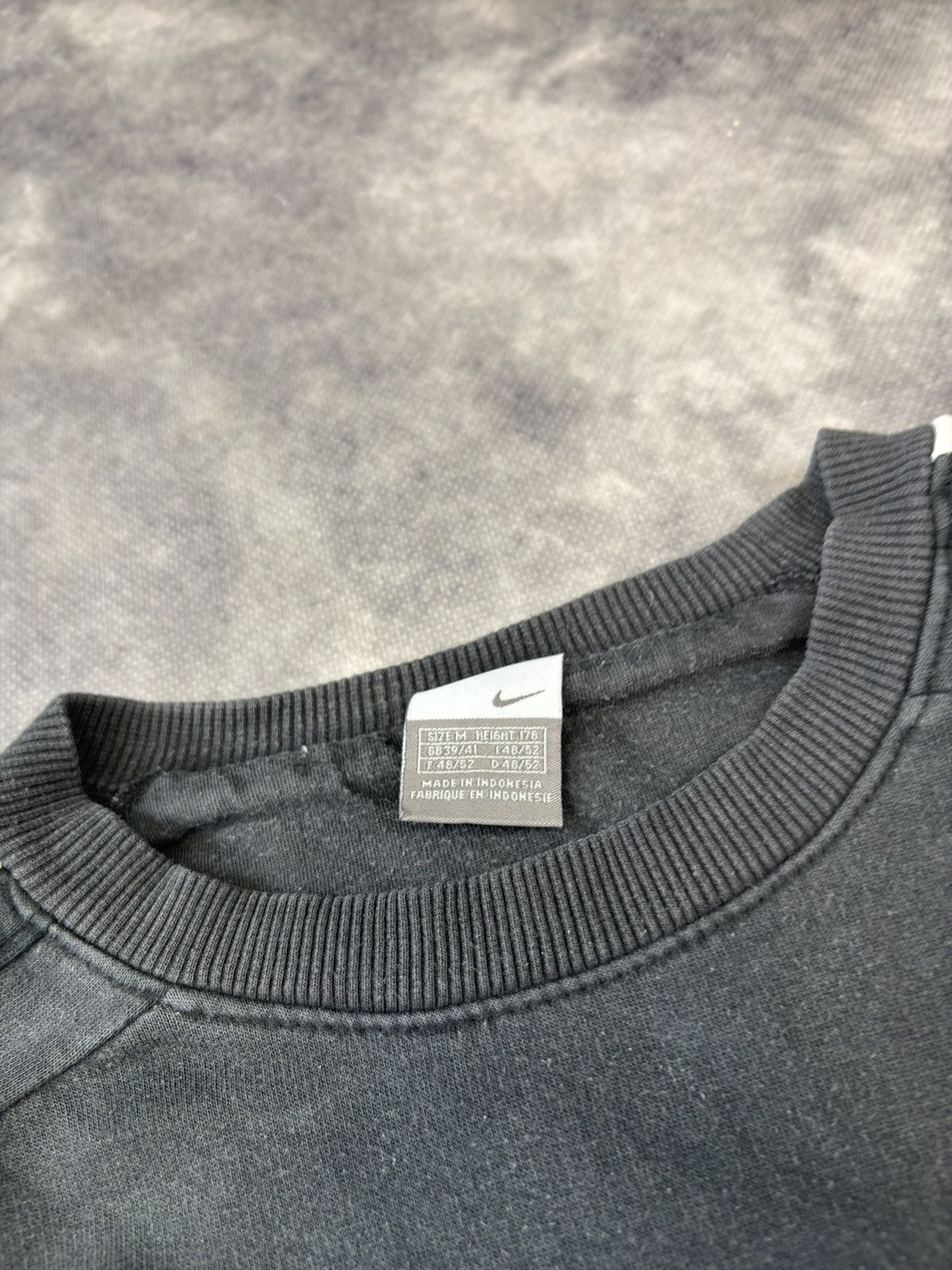 Nike × Vintage NIKE VINTAGE CENTRAL SWOOSH STREETWEAR CREWNECK DISTRESSED Size US M / EU 48-50 / 2 - 2 Thumbnail