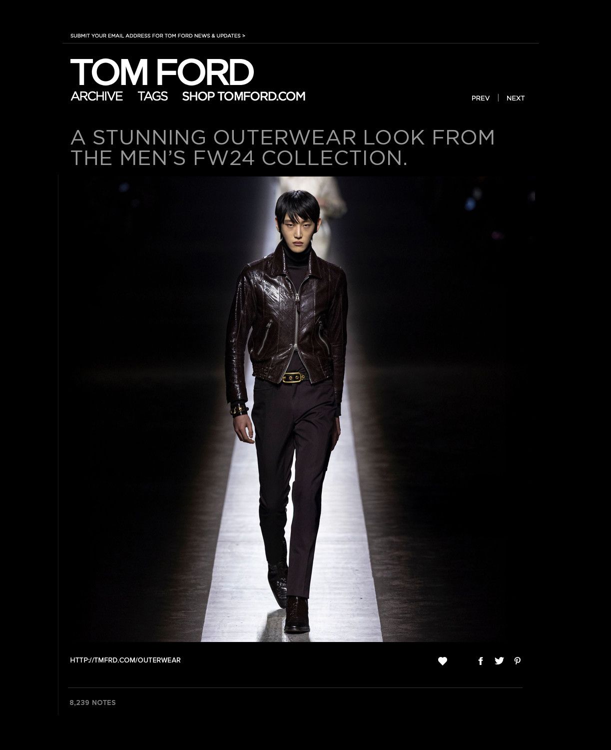Tom Ford Fits smaller, Ultimate NWT $10,700 w/tax Python Jacket Size US XL / EU 56 / 4 - 2 Thumbnail