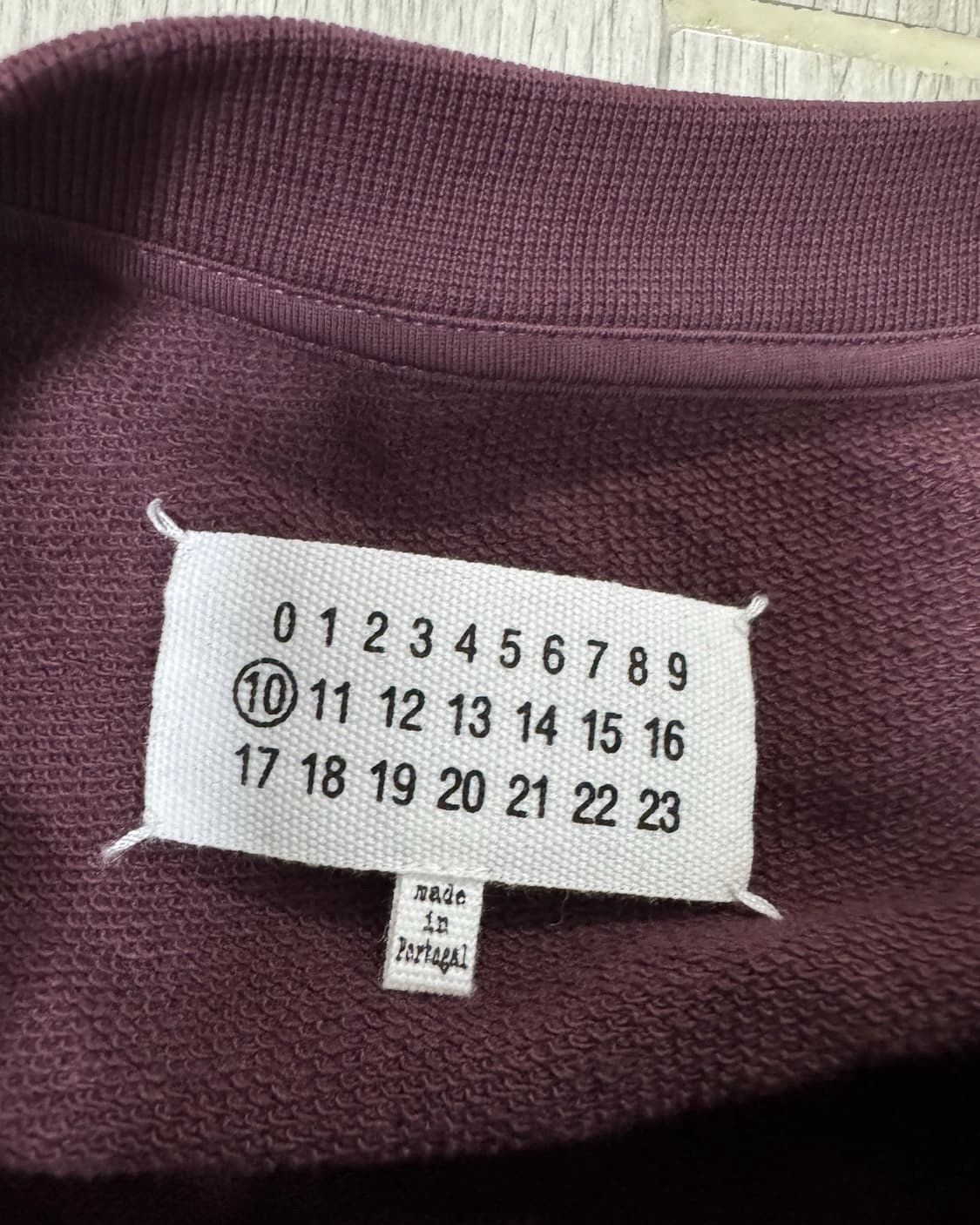 Maison Margiela Margiela Patchwork Irish Print Sweatshirt Burgundy Size US S / EU 44-46 / 1 - 3 Thumbnail