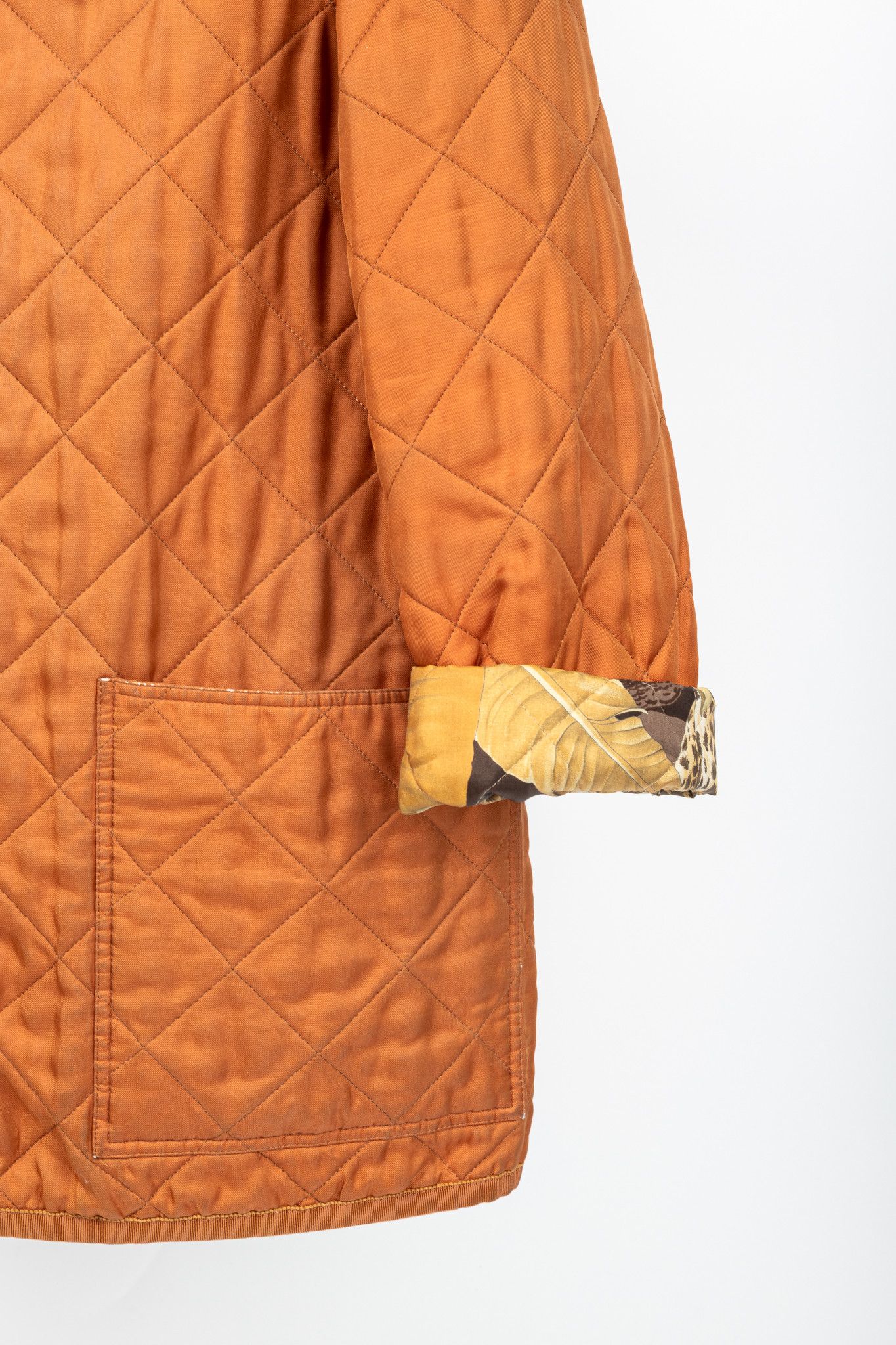 Salvatore Ferragamo Salvatore Ferragamo Vintage 90's Silk Quilted Coach Jacket Size M / US 6-8 / IT 42-44 - 6 Thumbnail