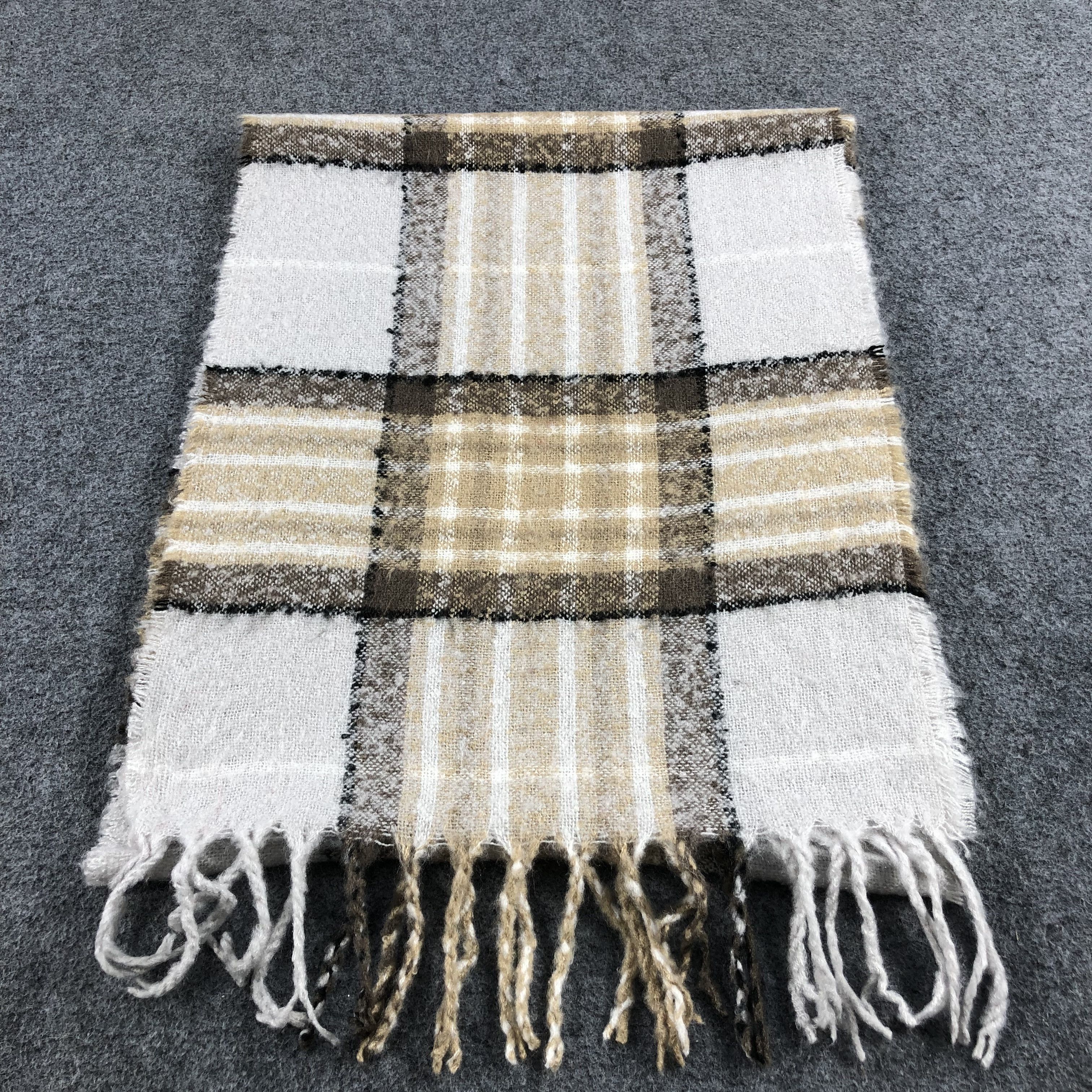 Vintage Crocodile Tartan Wool Scarf Muffler V828 Size ONE SIZE - 1 Thumbnail