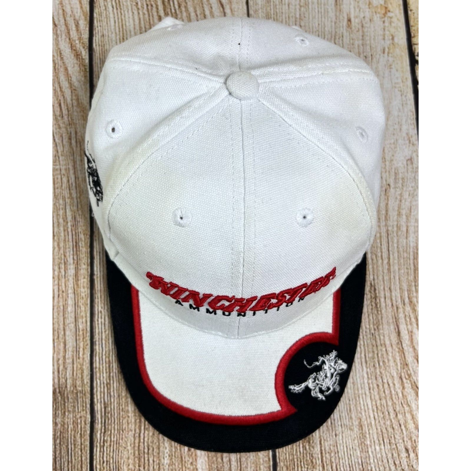 Vintage VINTAGE Winchester Ammunition Hat White Red Black Cap Adjustable Baseball Cap Men One Size White Cotton Size ONE SIZE - 2 Thumbnail