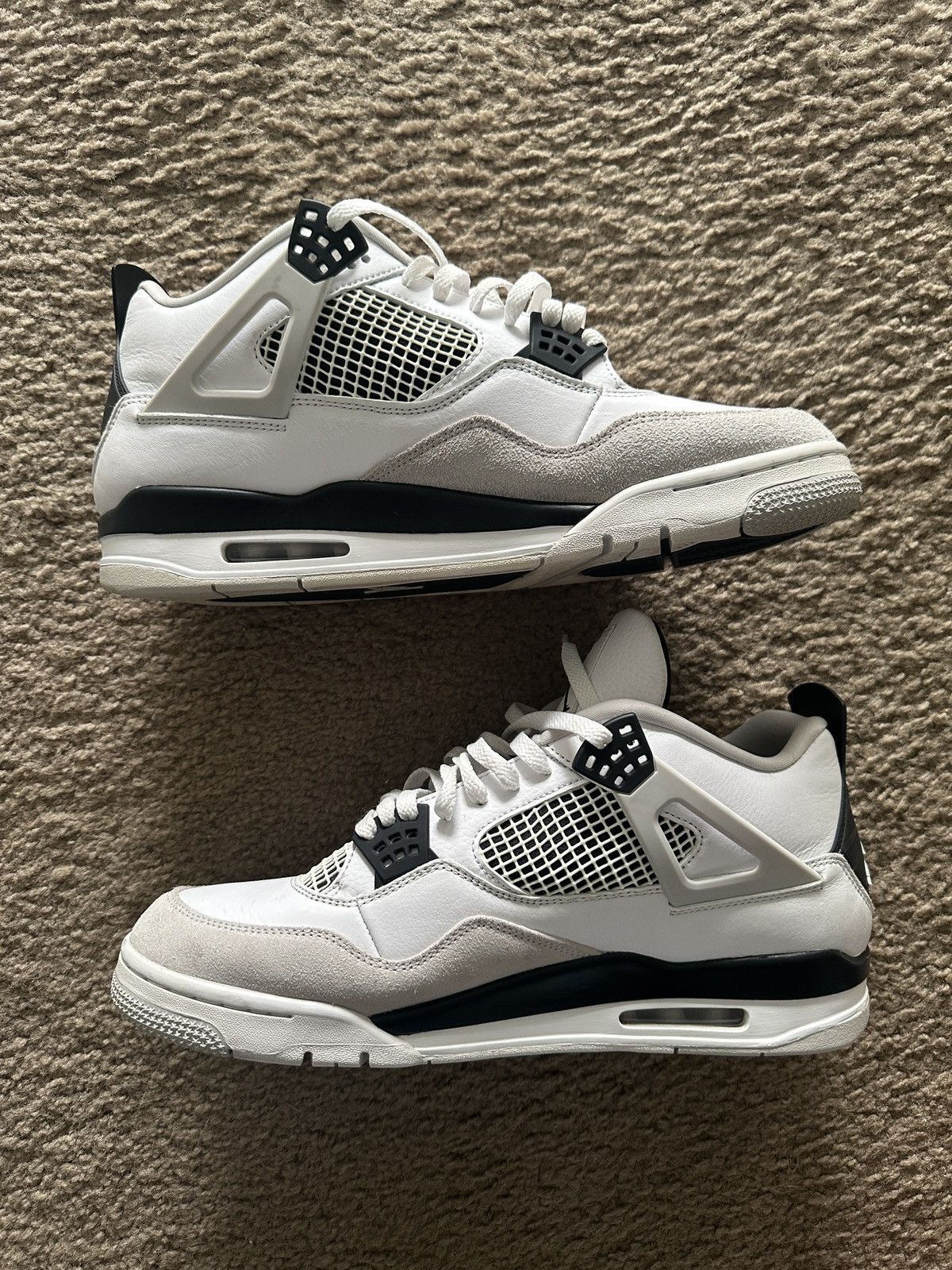 Jordan Brand × Nike Jordan 4 Retro “Military Black” Size US 13 / EU 46 - 2 Thumbnail