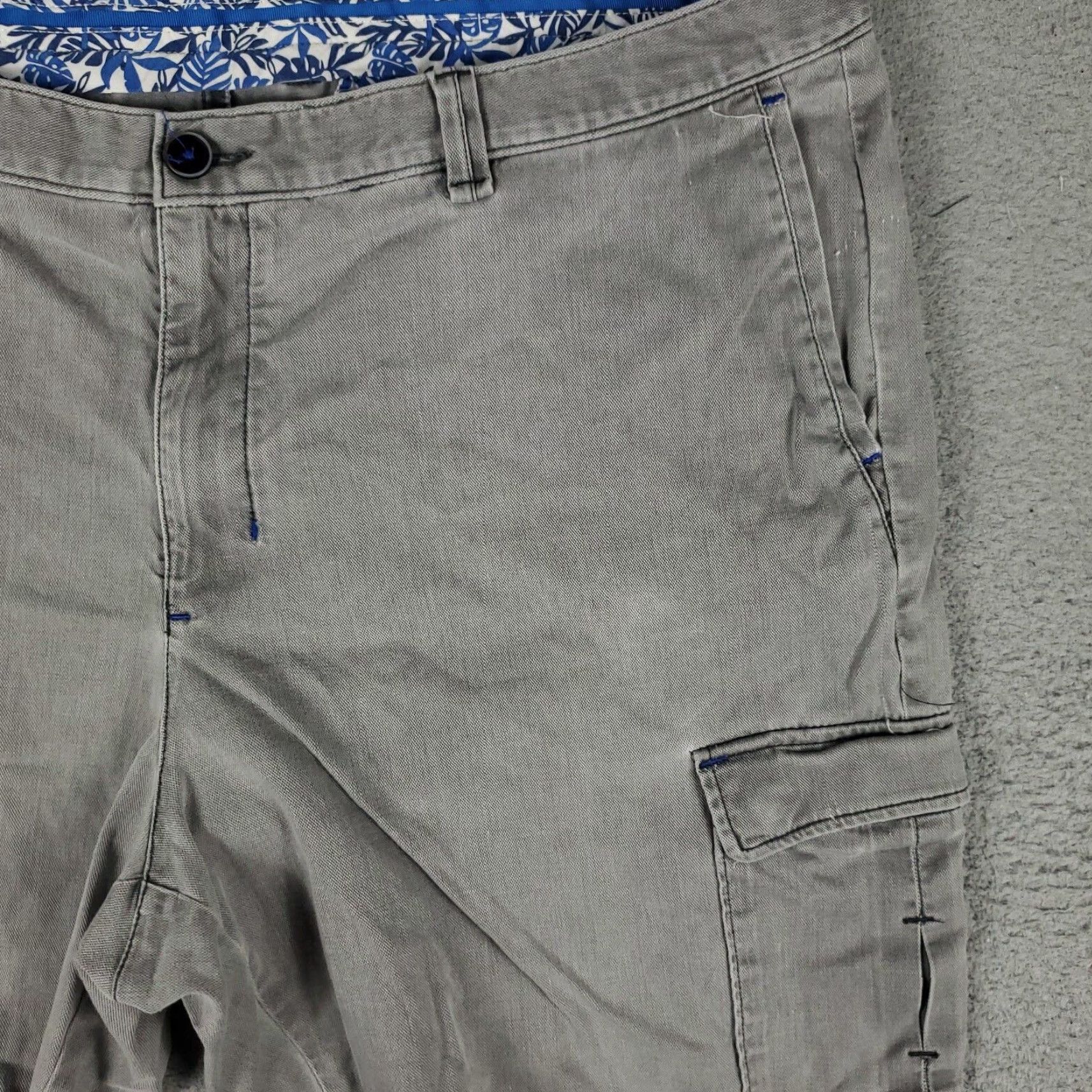 Tommy Bahama VINTAGE Tommy Bahama Cargo Shorts Mens 42 Gray Outdoor Hiking Casual Summer Cotton Blend Size US 42 / EU 58 - 4 Thumbnail