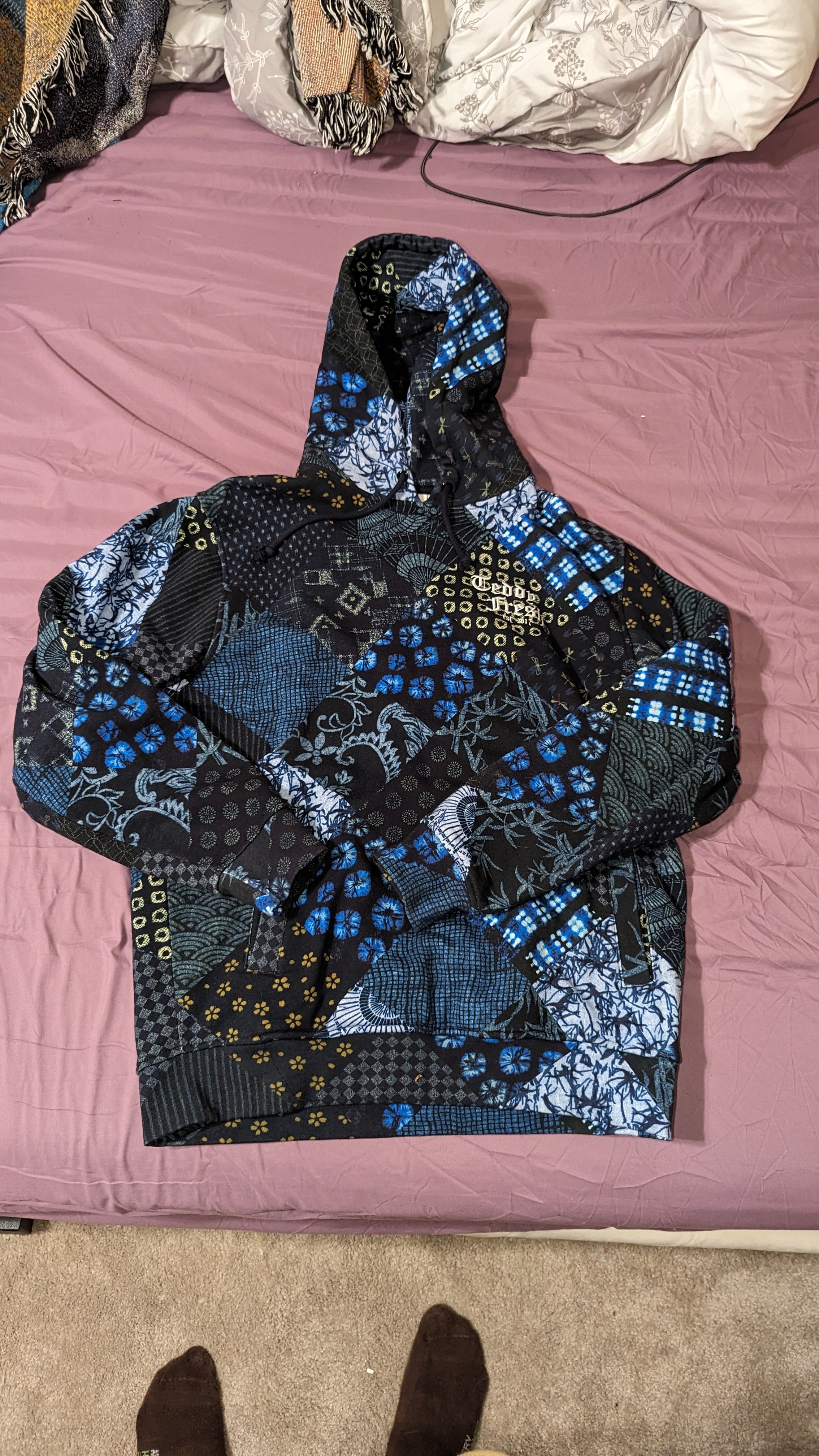 Want to buy quilted hoodie : r/TeddyFresh