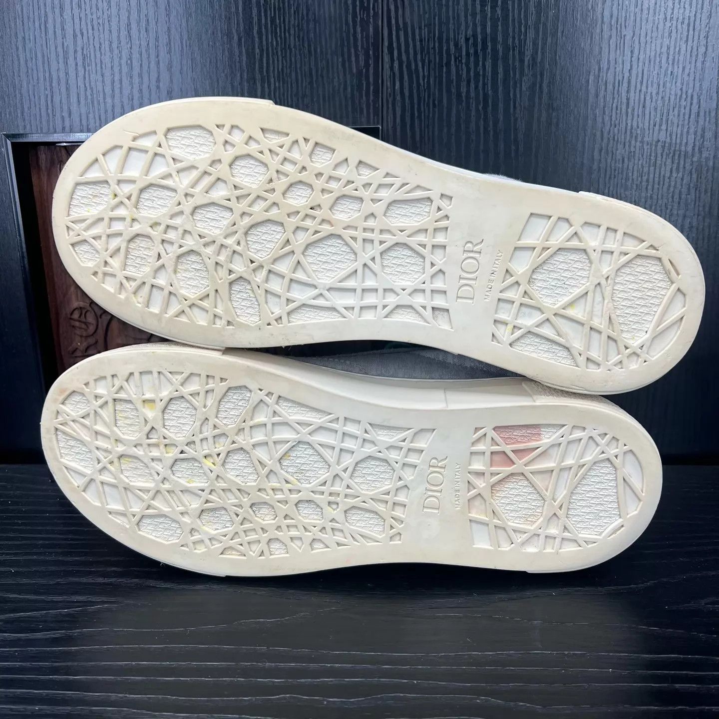 Dior Dior b33 Gray 42 New Original Box Size US 9 / EU 42 - 7 Thumbnail
