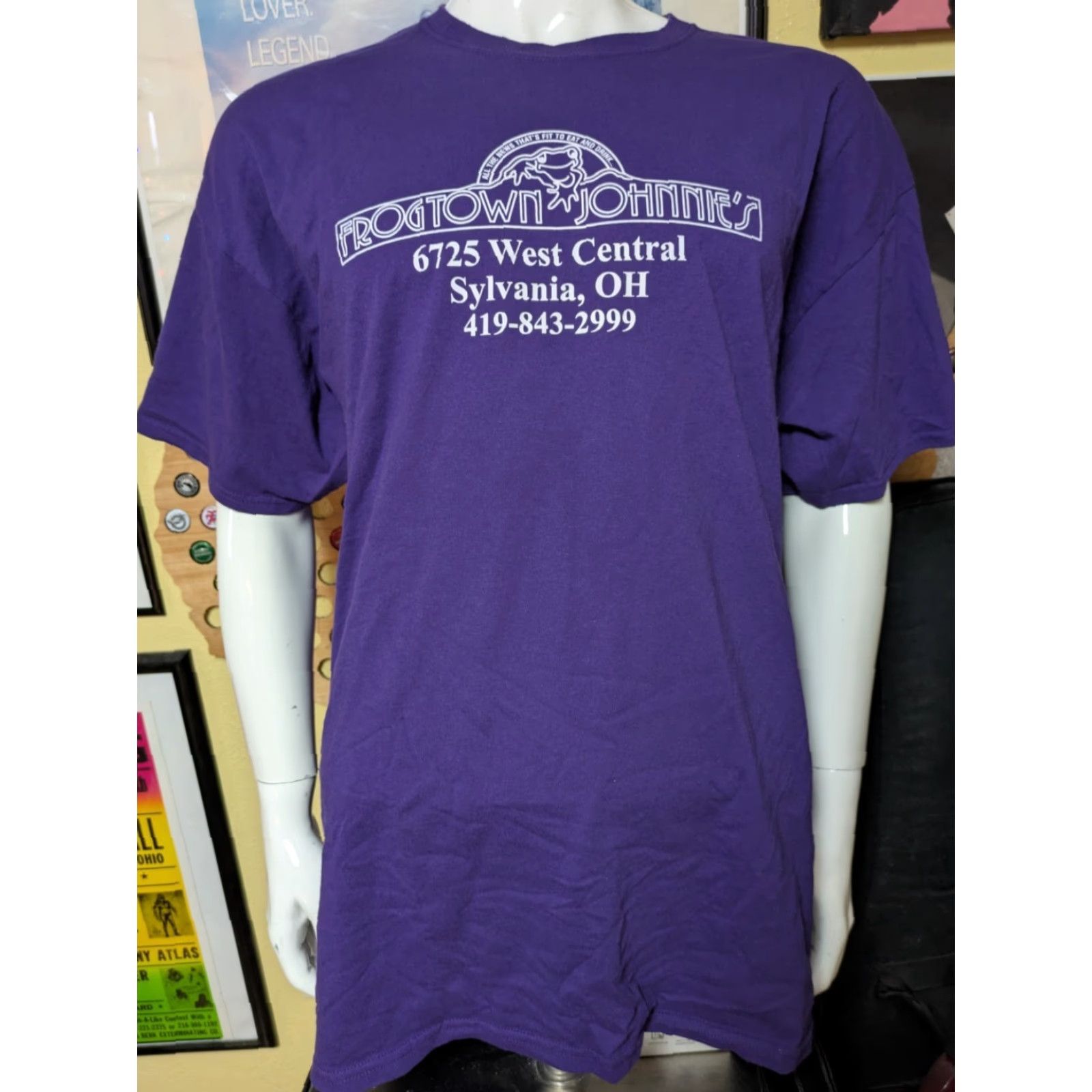 Jerzees VINTAGE Frogtown Johnnies Dive Bar T Shirt 2XL Purple Jerzees 50/50 Men XL? Size US XXL / EU 58 / 5 - 2 Thumbnail
