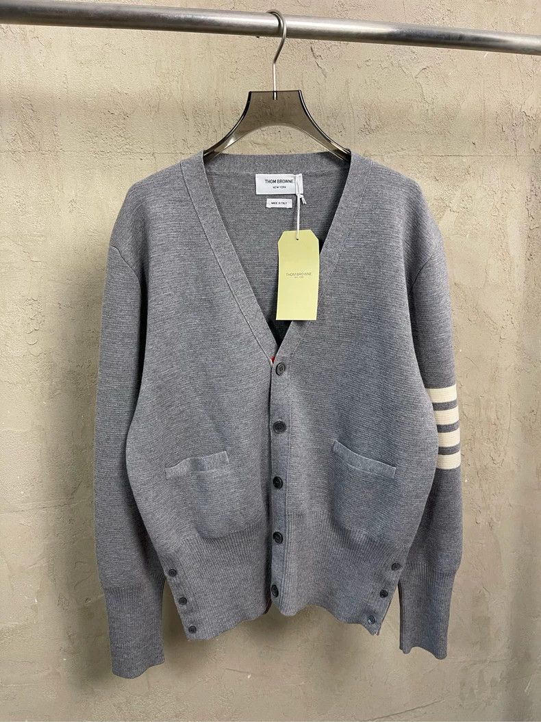 Thom Browne Thom Browne Gray four-striped wool cardigan jacket 2505-Nex Size US L / EU 52-54 / 3 - 1 Thumbnail
