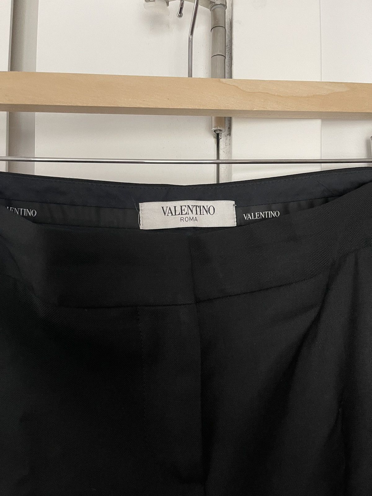 Valentino Valentino woman’s dress pants Size 28" / US 6 / IT 42 - 3 Thumbnail