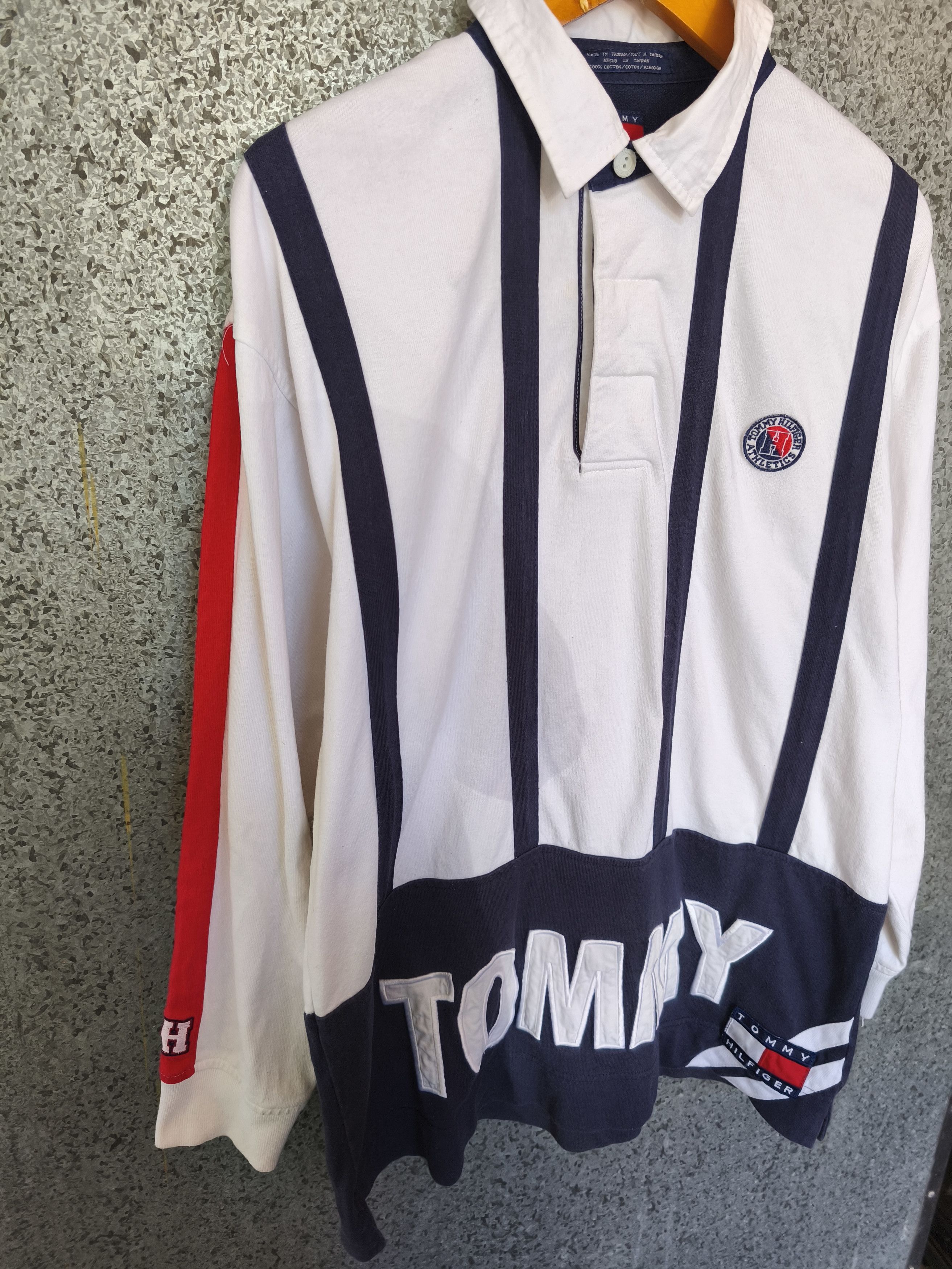 Tommy Hilfiger Vintage Tommy Hilfiger polo rugby Size US L / EU 52-54 / 3 - 5 Thumbnail