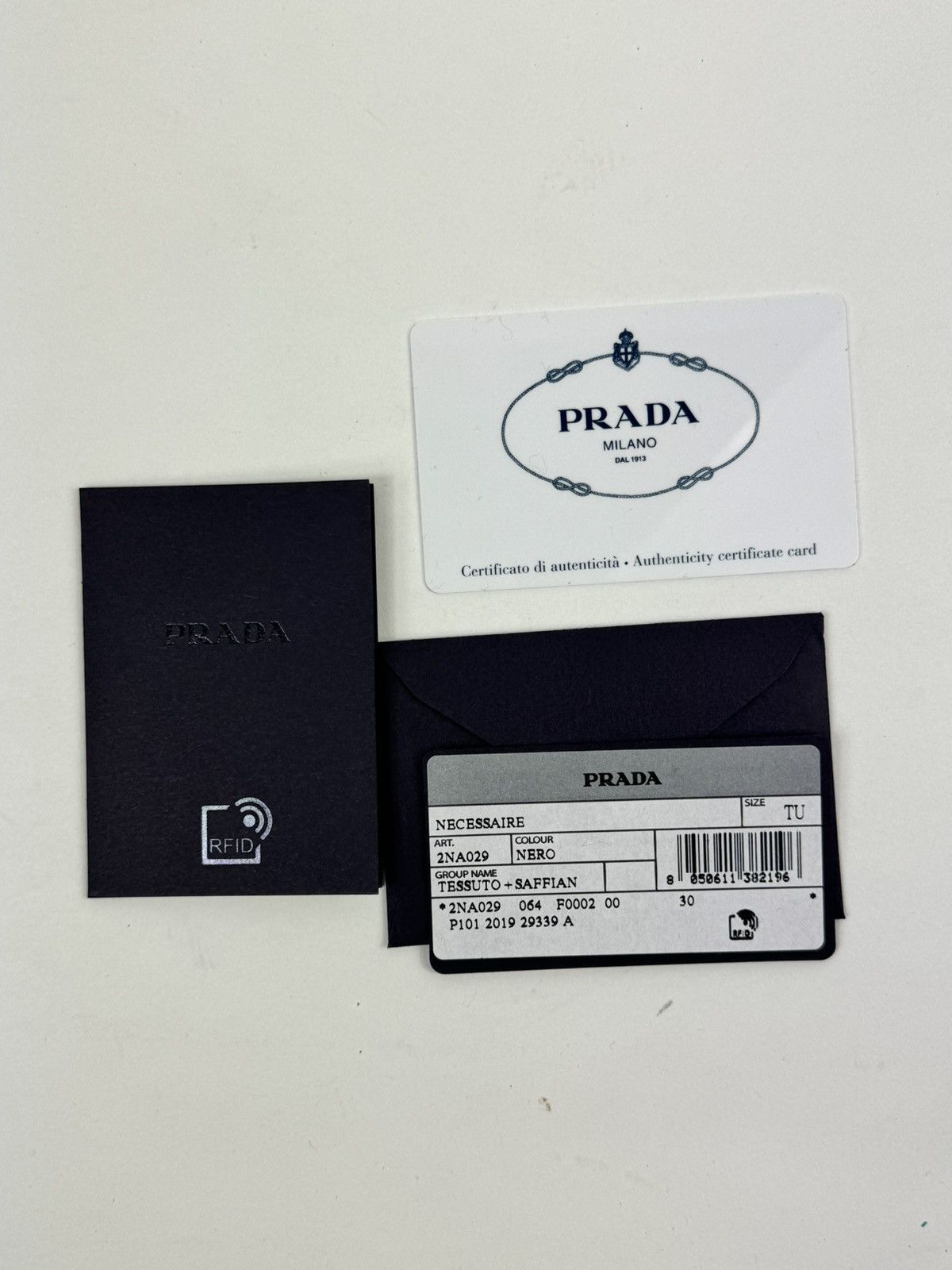 Prada PRADA RE-NYLON MEDIUM SAFFIANO WASH BAG Size ONE SIZE - 12 Thumbnail