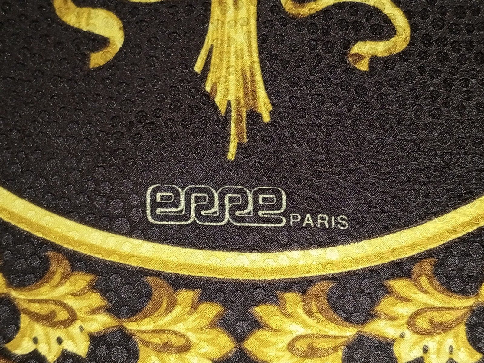 Other ERRE PARIS Victorian Baroque Floral Foliage Gold Silk Scarf Size ONE SIZE - 2 Thumbnail
