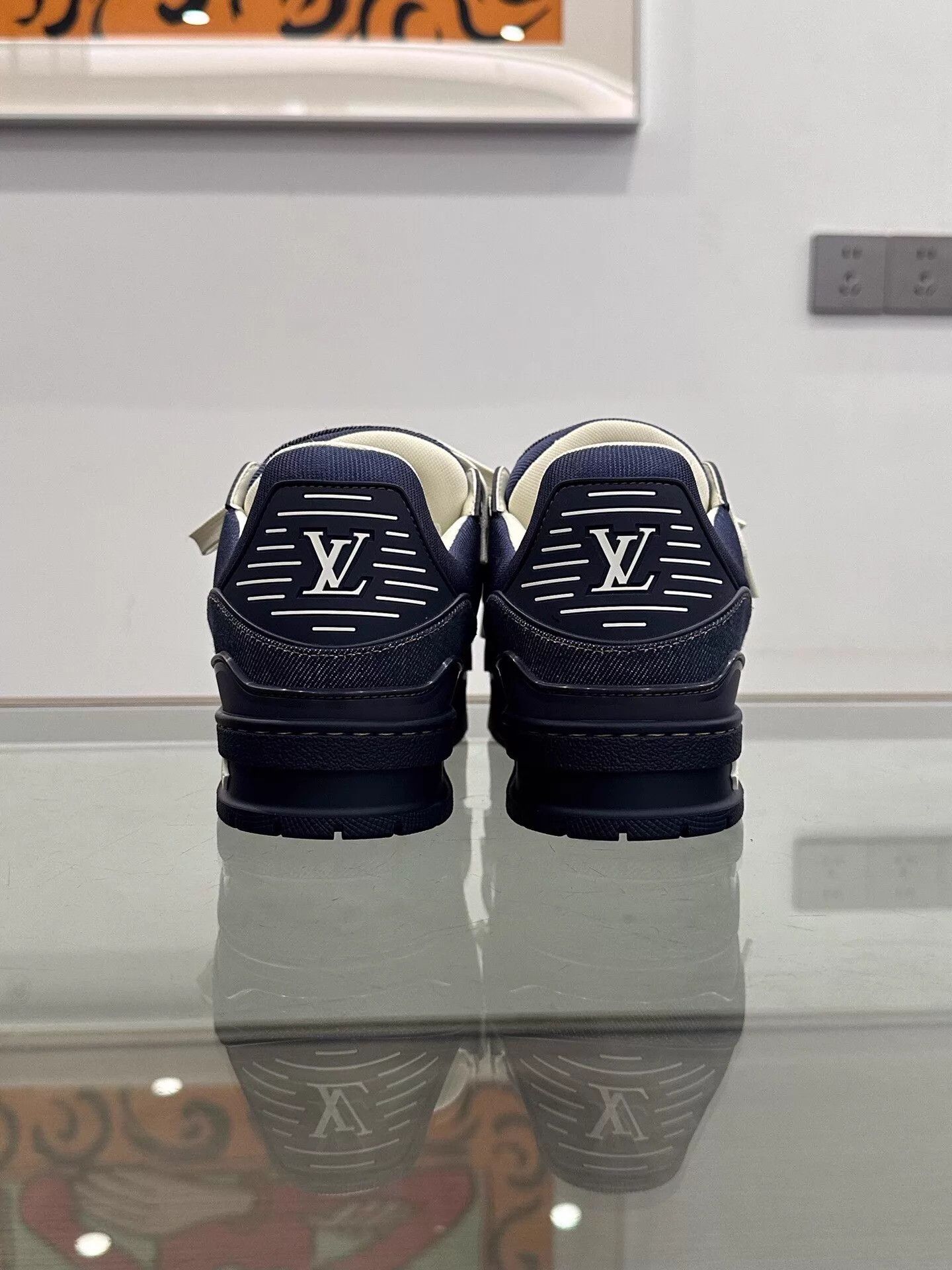 Louis Vuitton LV Men's Dark Blue Denim Monogram Trainer 5 (39) Size US 6 / EU 39 - 5 Thumbnail