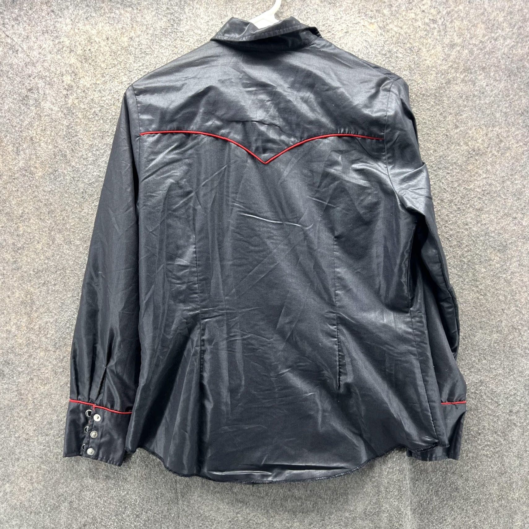 Vintage VINTAGE HBarC Shirt Women 38 Black Western Snap Front Embroidered Arrows 70s Mens Medium equivalent-Adjusted Size XS / US 0-2 / IT 36-38 - 2 Thumbnail