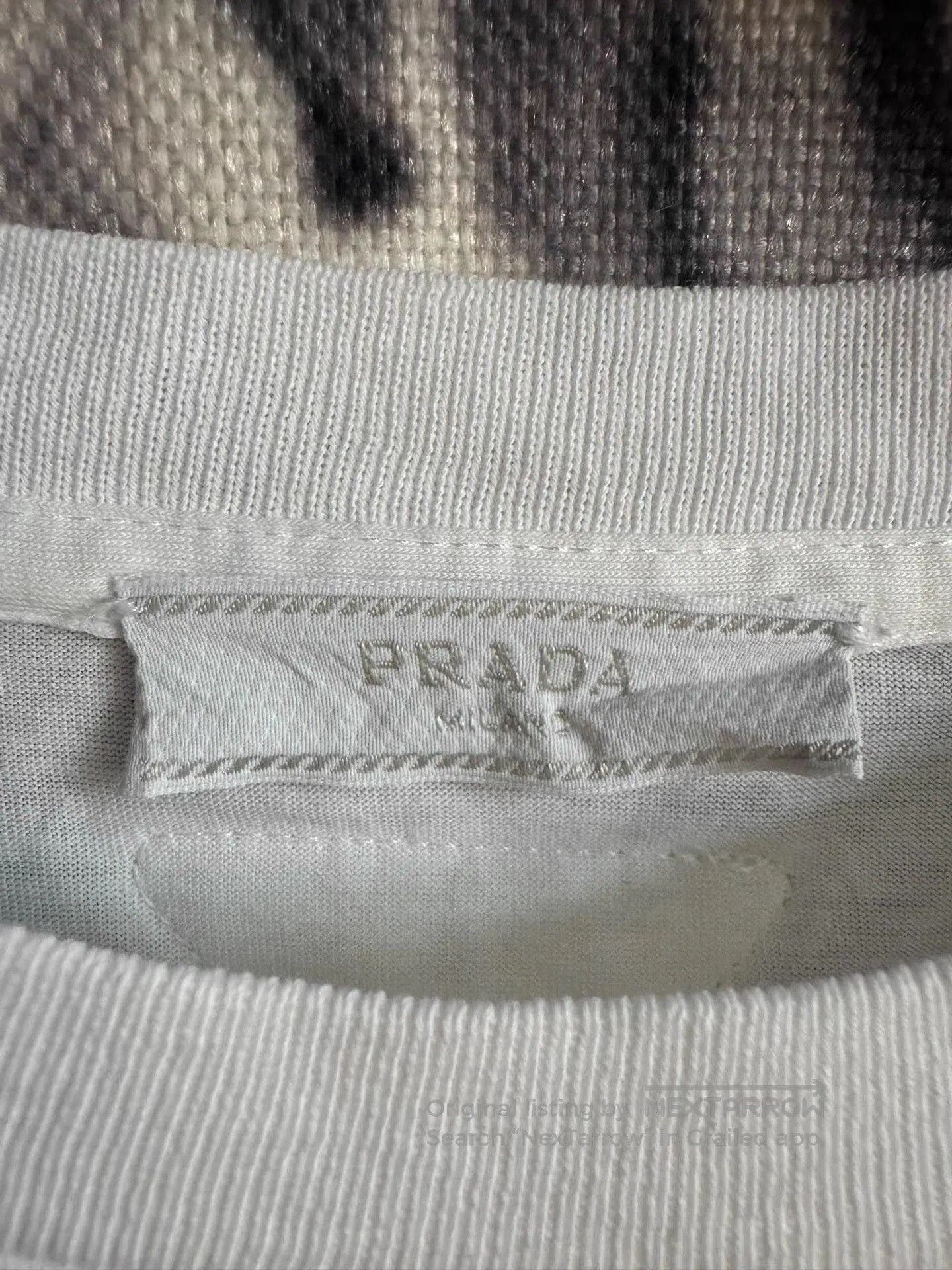 Prada White Short Sleeve Crew Neck T-Shirt. Size US M / EU 48-50 / 2 - 3 Thumbnail