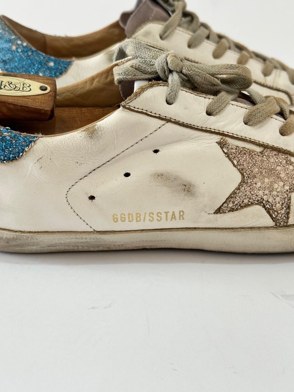 Golden Goose GOLDEN GOOSE Superstar Leather And Glitter Sneakers. Size US 7 / EU 40 - 5 Thumbnail
